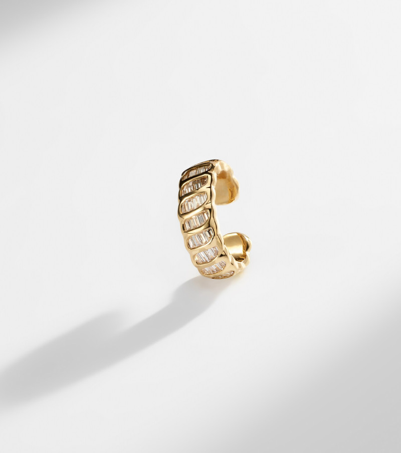 Zoe 18kt gold ear cuff with diamonds 5