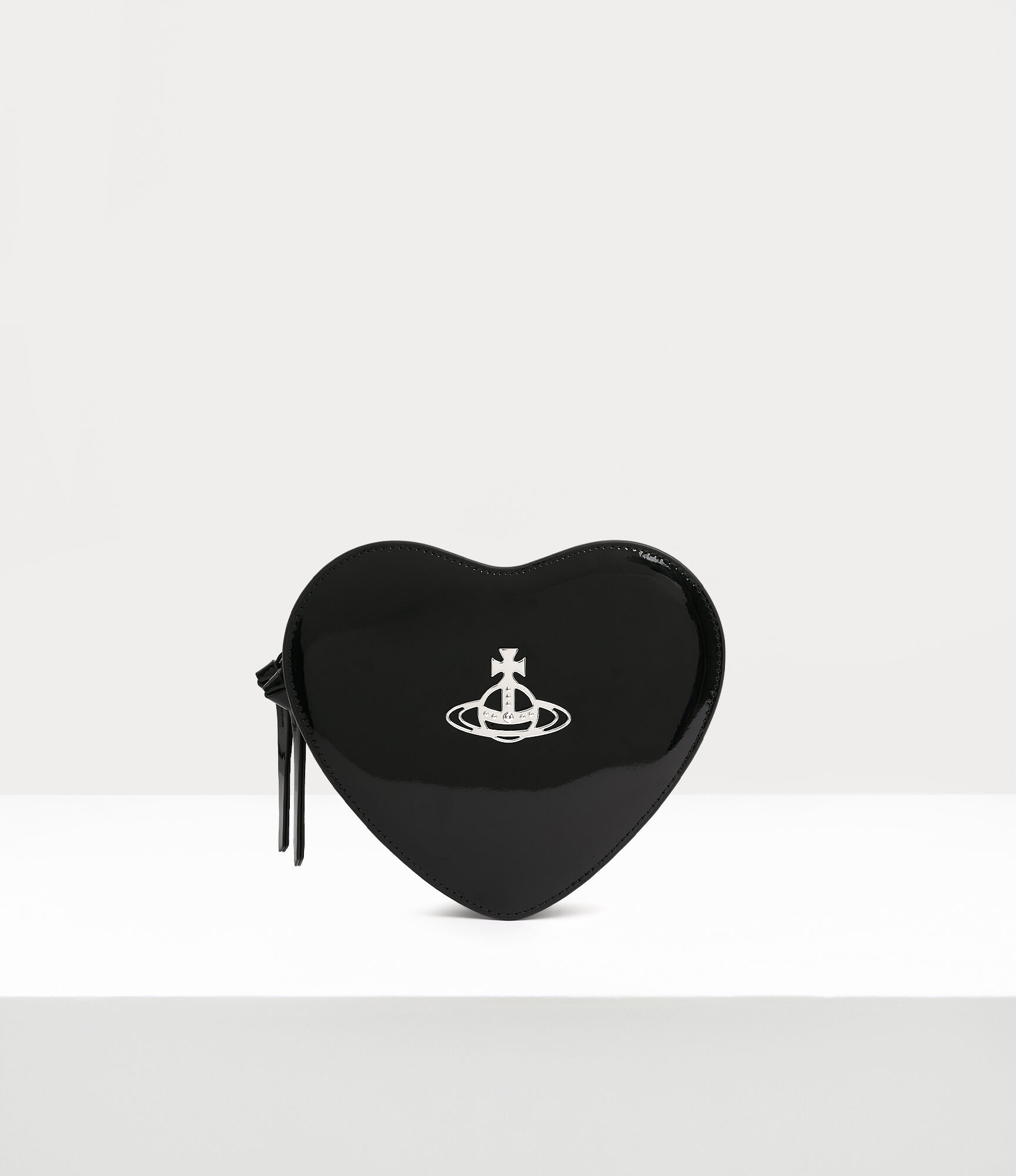 HEART CROSSBODY 1