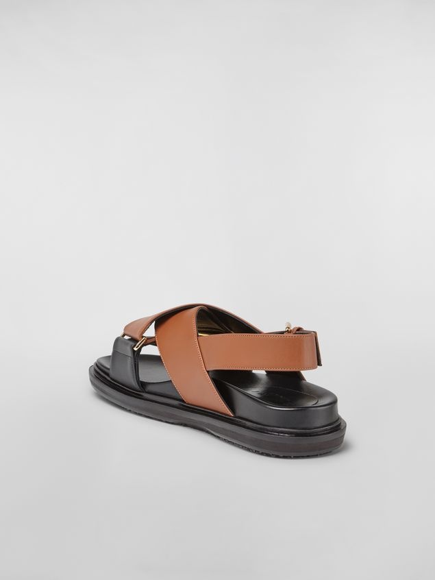 CRISS-CROSS FUSSBETT IN CALFSKIN - 3