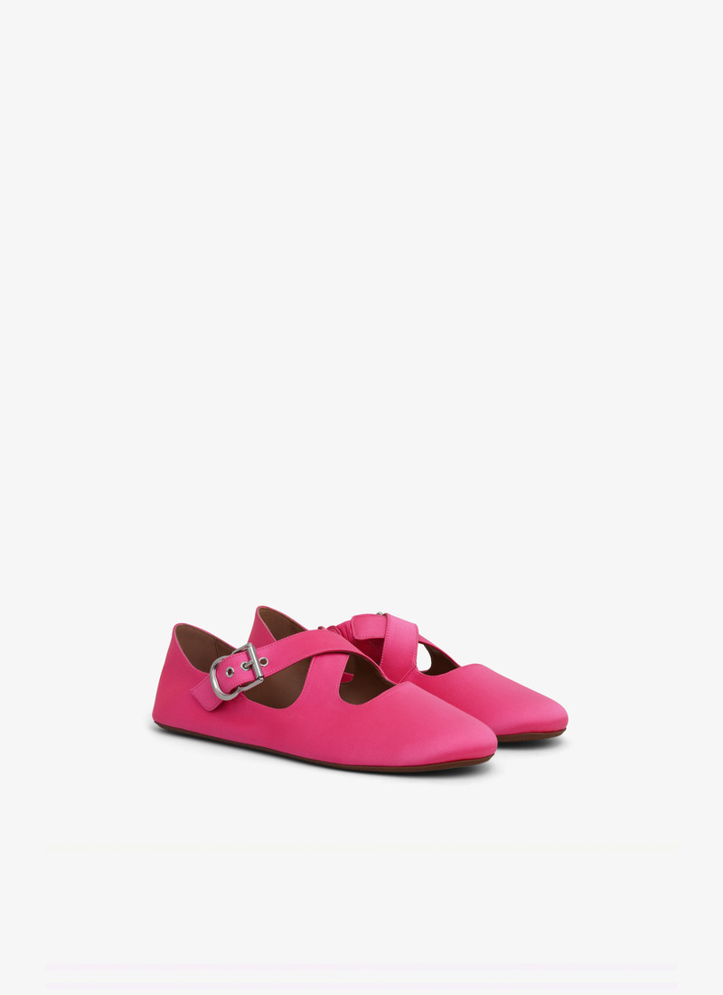 Alaïa CRISS CROSS BALLET FLATS IN SATIN outlook