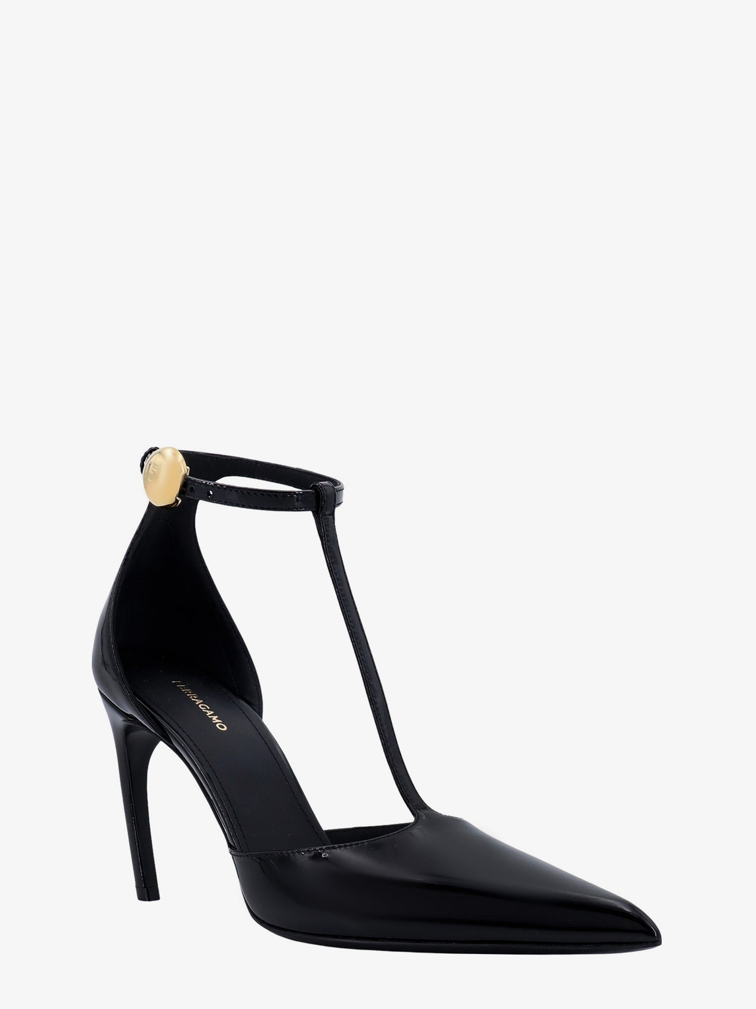 Patent Leather Décolleté - 2
