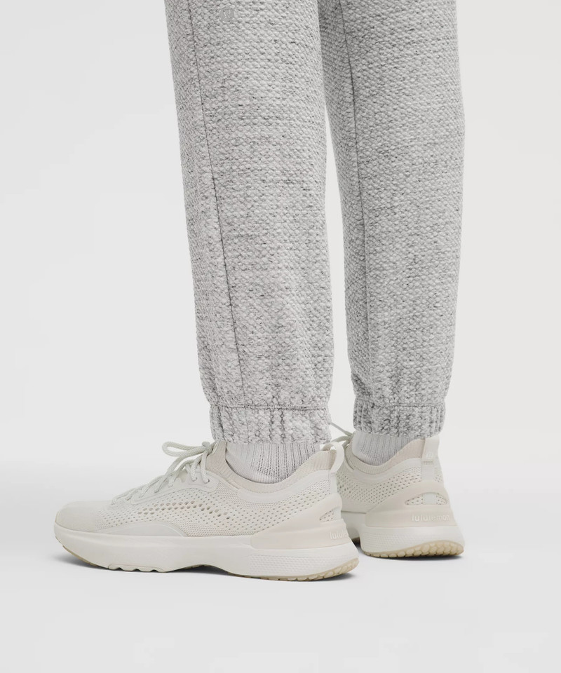 Ease The Day Jogger *Tall 7