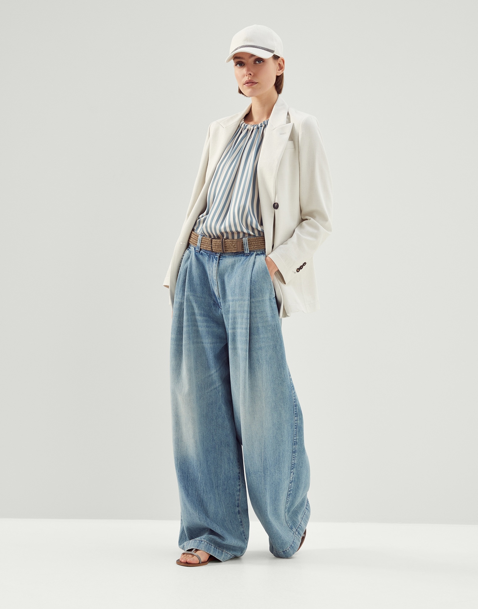 Soft denim extra-wide trousers with shiny patch - 4