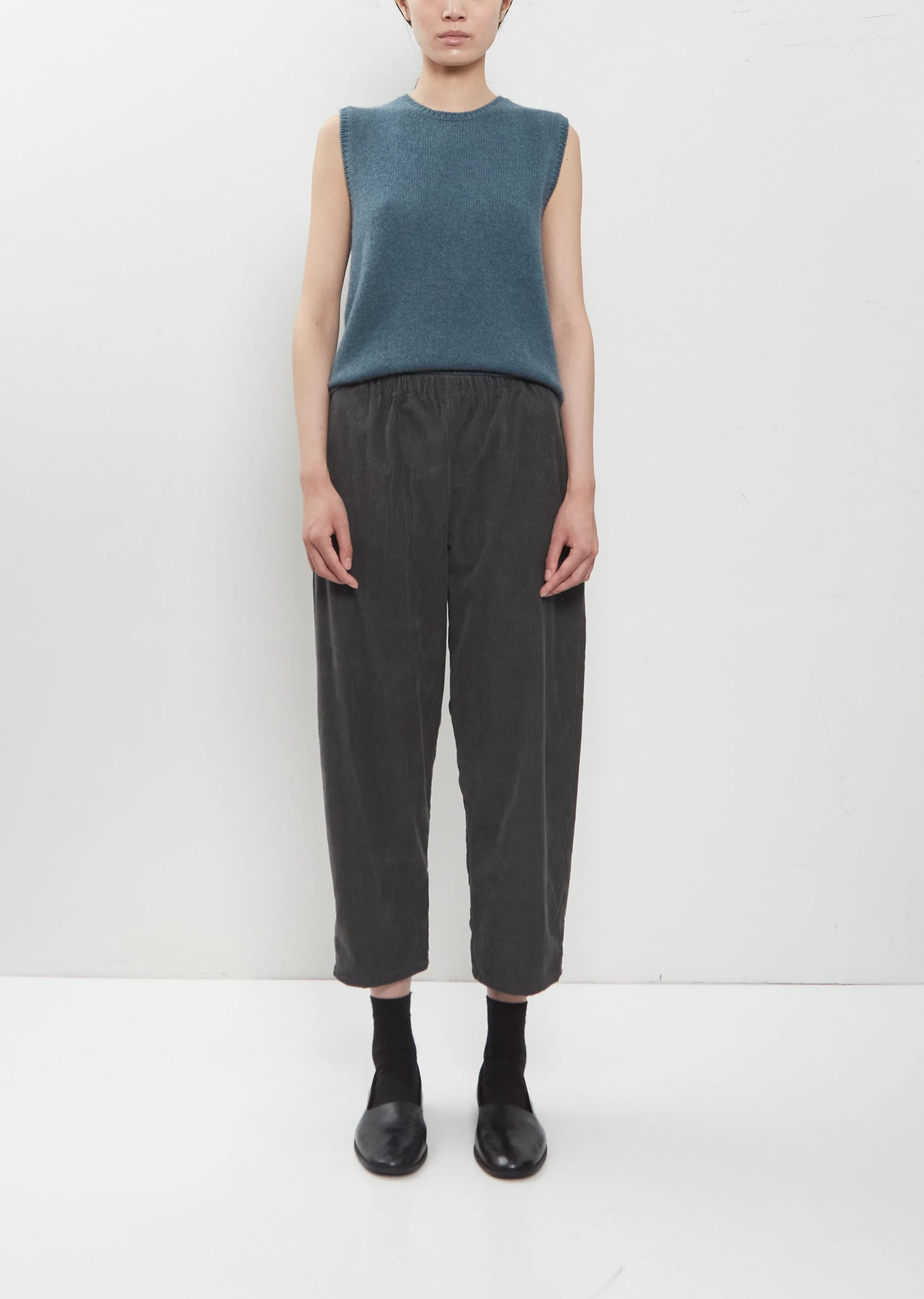 Cotton Corduroy Tapered Cropped Pants – Cement - 1