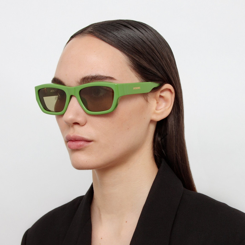 JACQUEMUS Meridiano Sunglasses in Jade Green outlook