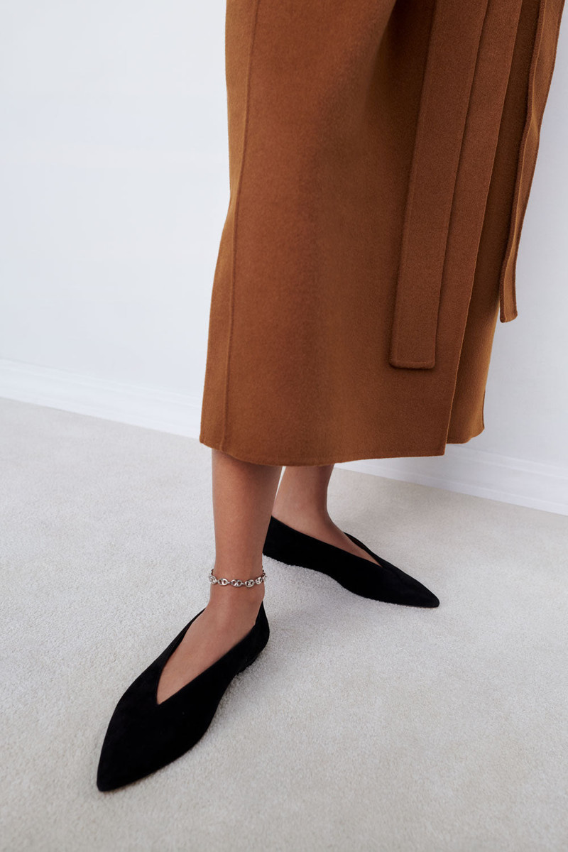 Emme Parsons POINTY V-FLAT IN BLACK SUEDE outlook