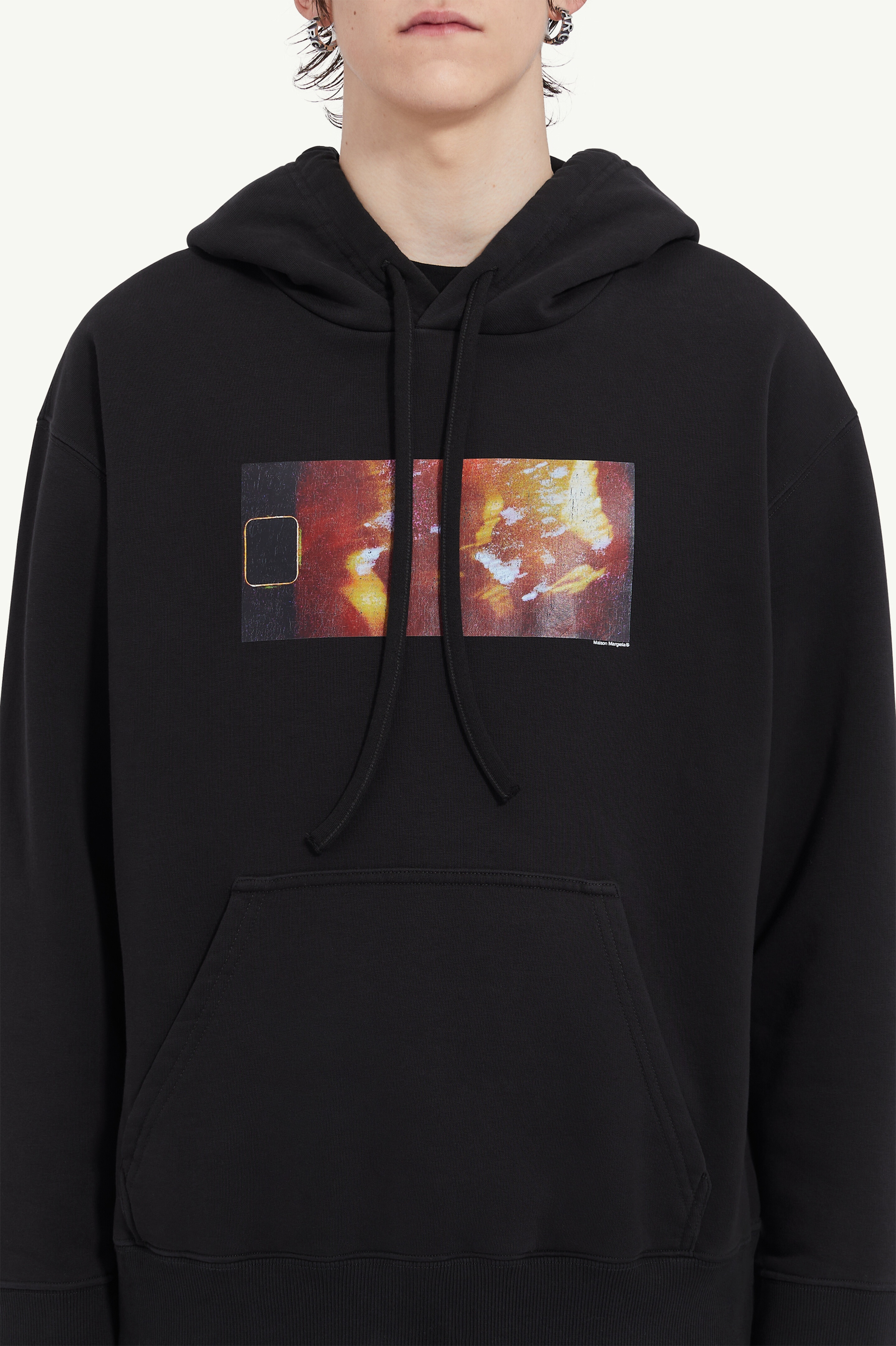 Long-sleeve hooded sweatshirt - 5