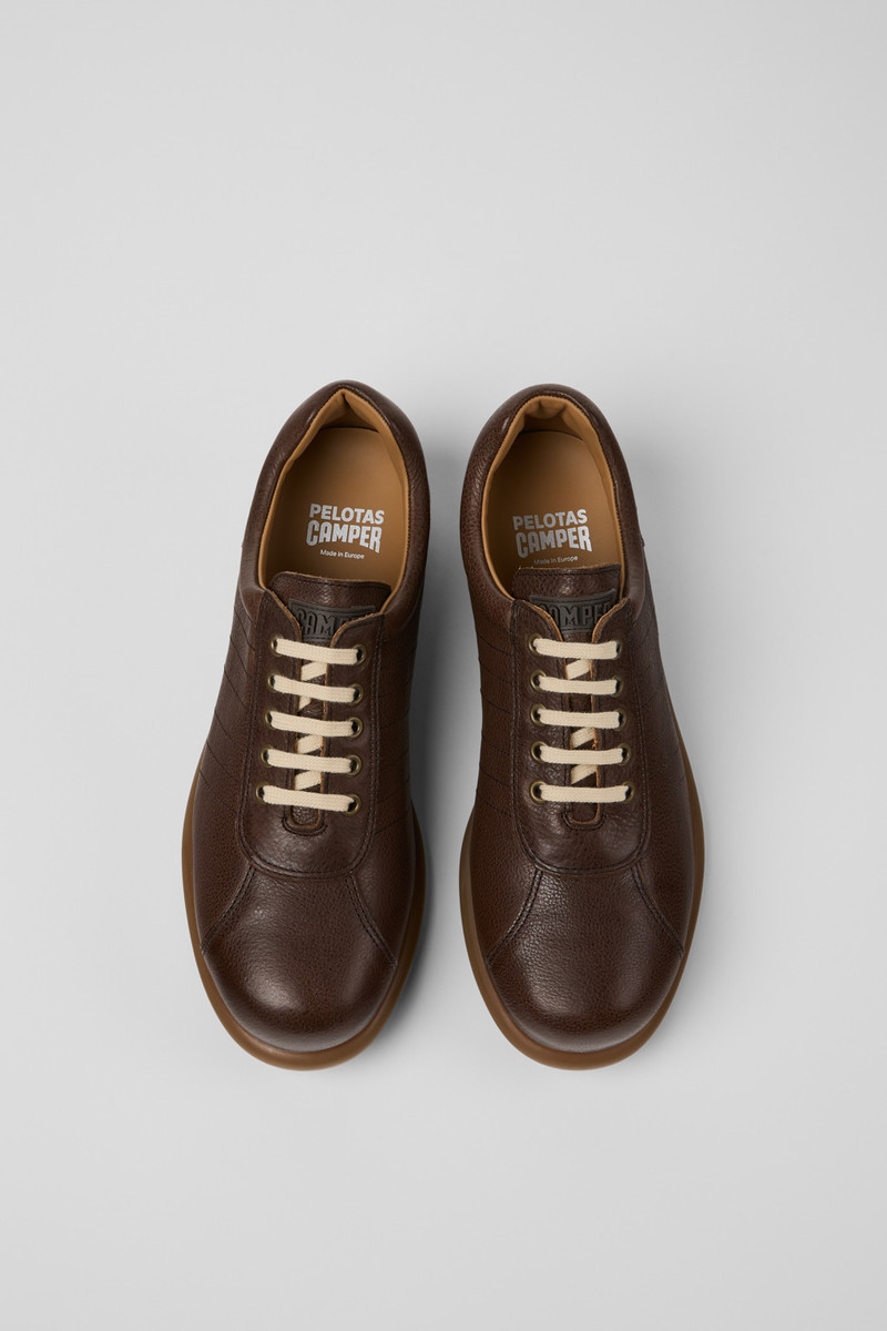 Brown Vegetable-Tanned Leather Shoes for Men. 6