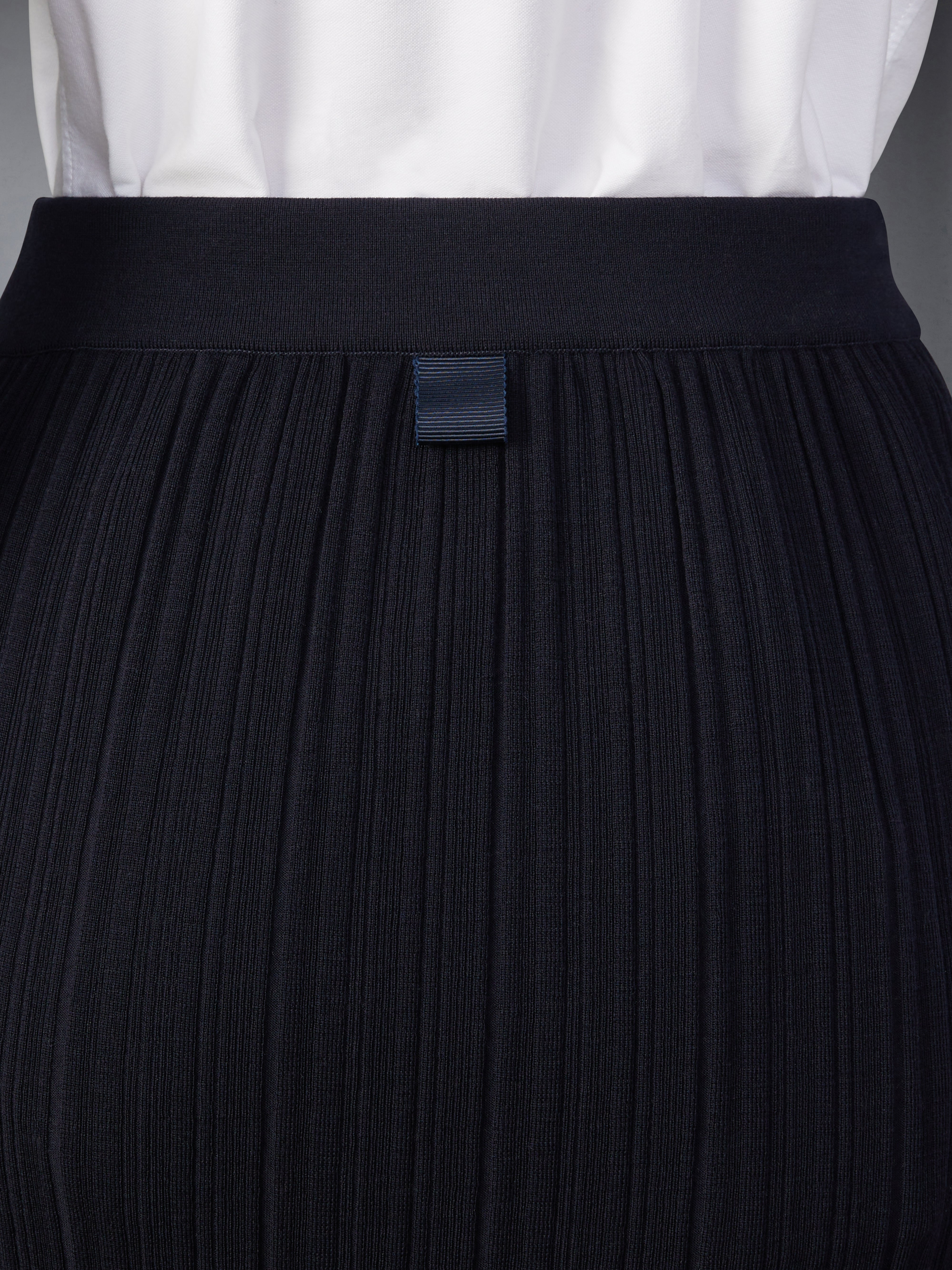 plissé virgin-wool midi skirt - 6