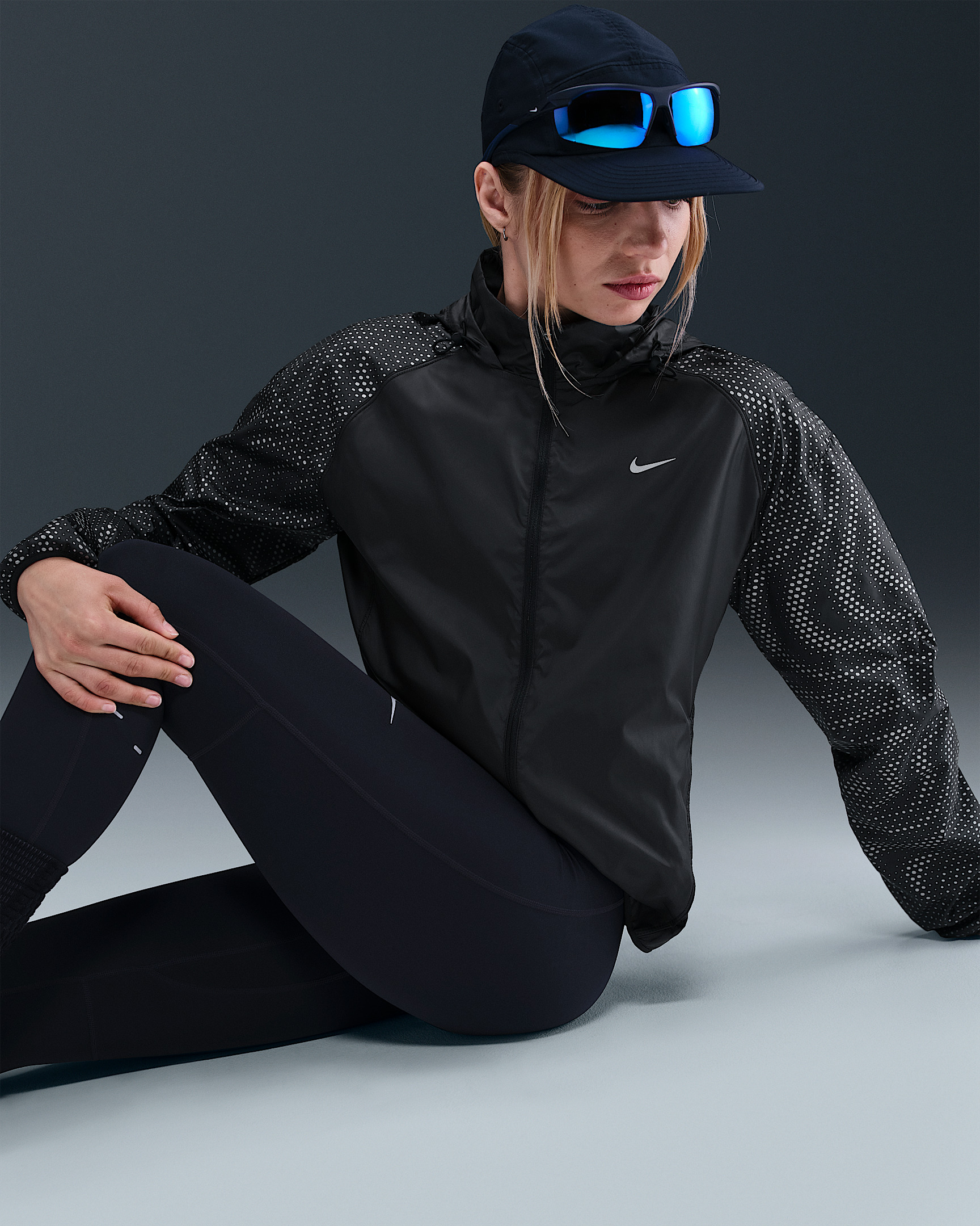 Nike Tempo Flash Women's Repel Running Jacket - 3