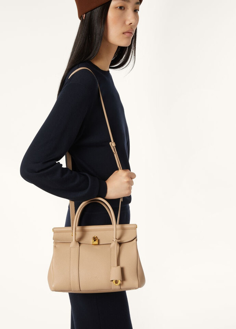 Loro Piana Loom bag L25 outlook