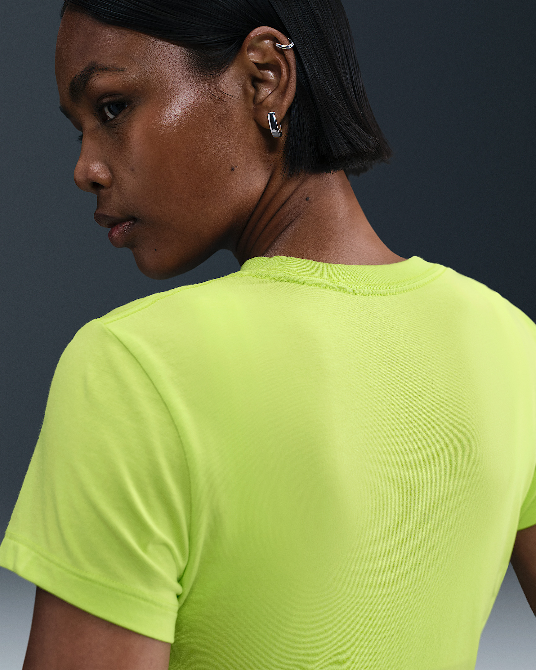 Nike Sportswear Chill Knit Women's Cropped T-Shirt - 2
