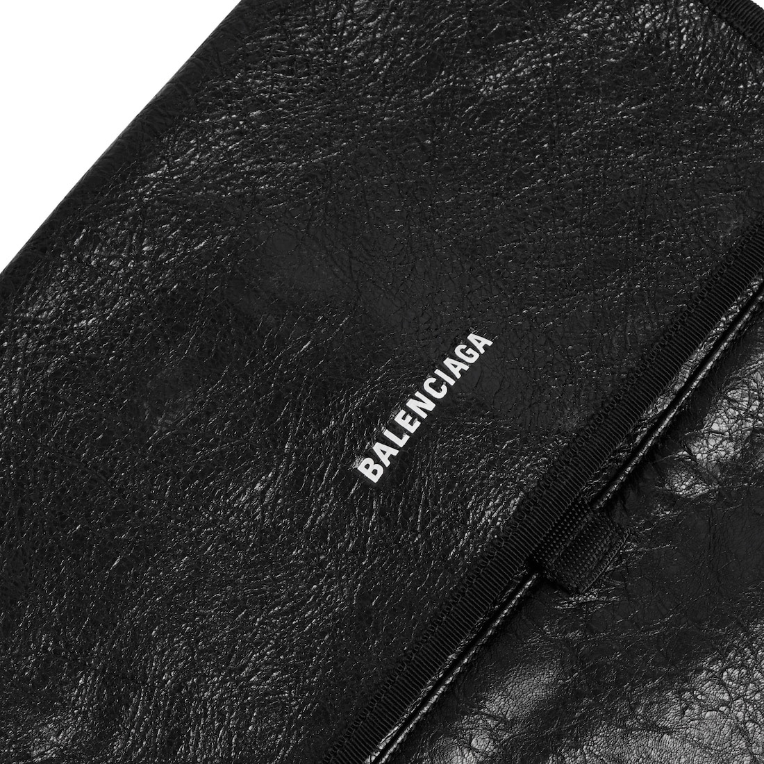 Men's Explorer Small Messenger Bag in Black - 5