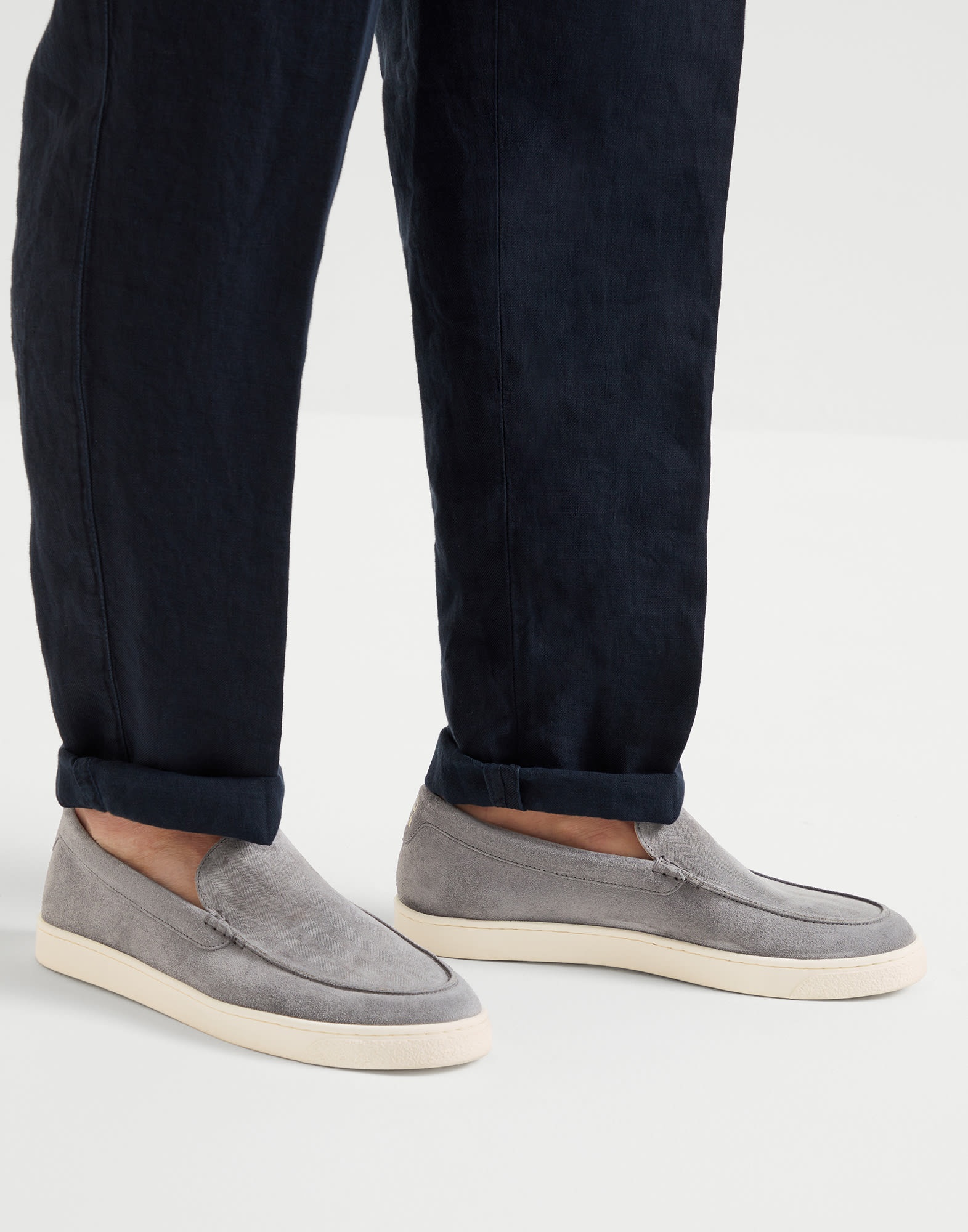 Chevron-effect suede loafers - 4