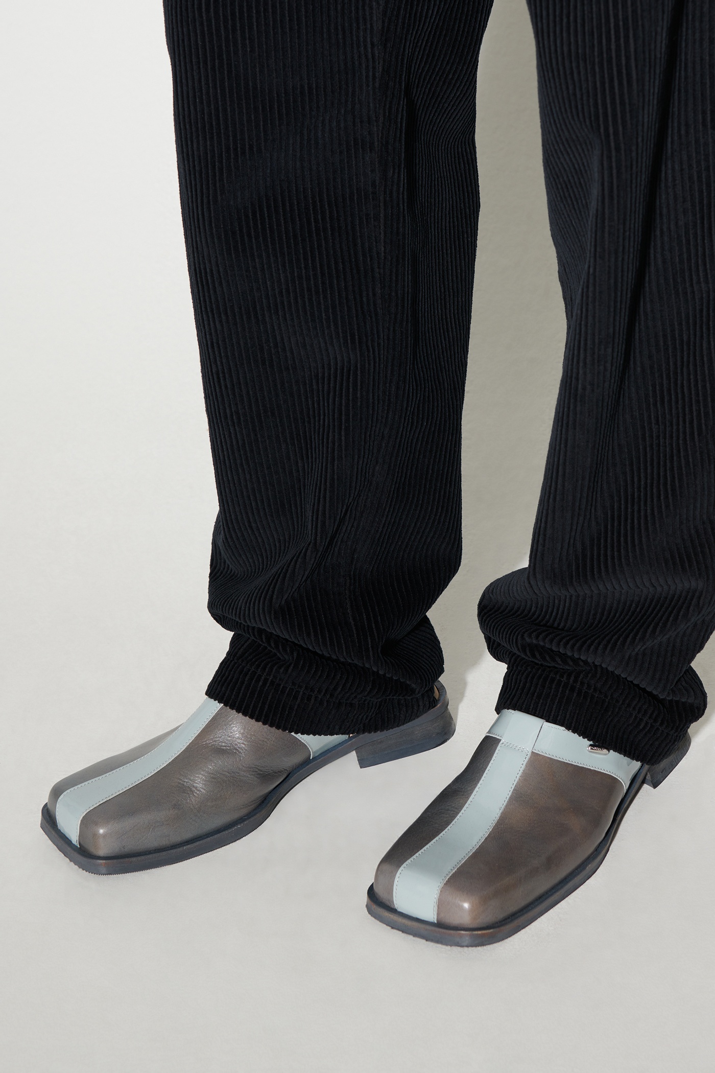 Blunt Mule Deep Sky Blue Leather - 5