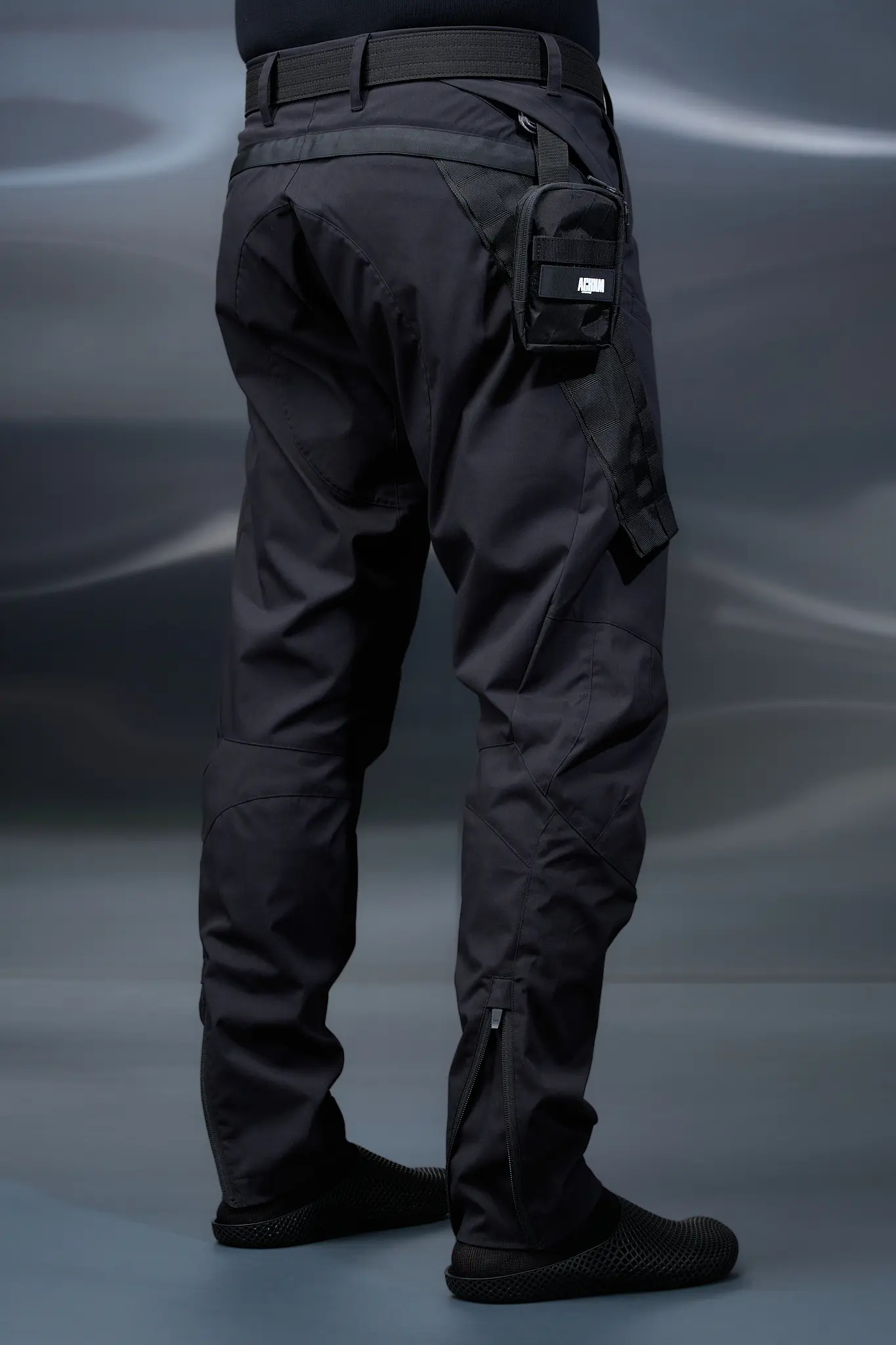 P10TS-E Encapsulated Nylon Tec Sys Articulated Pant Black - 18