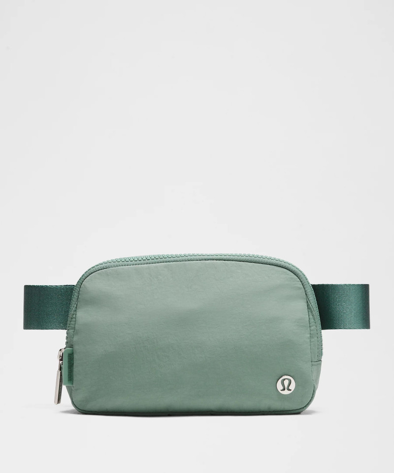 Everywhere Belt Bag with Long Strap 1L 1