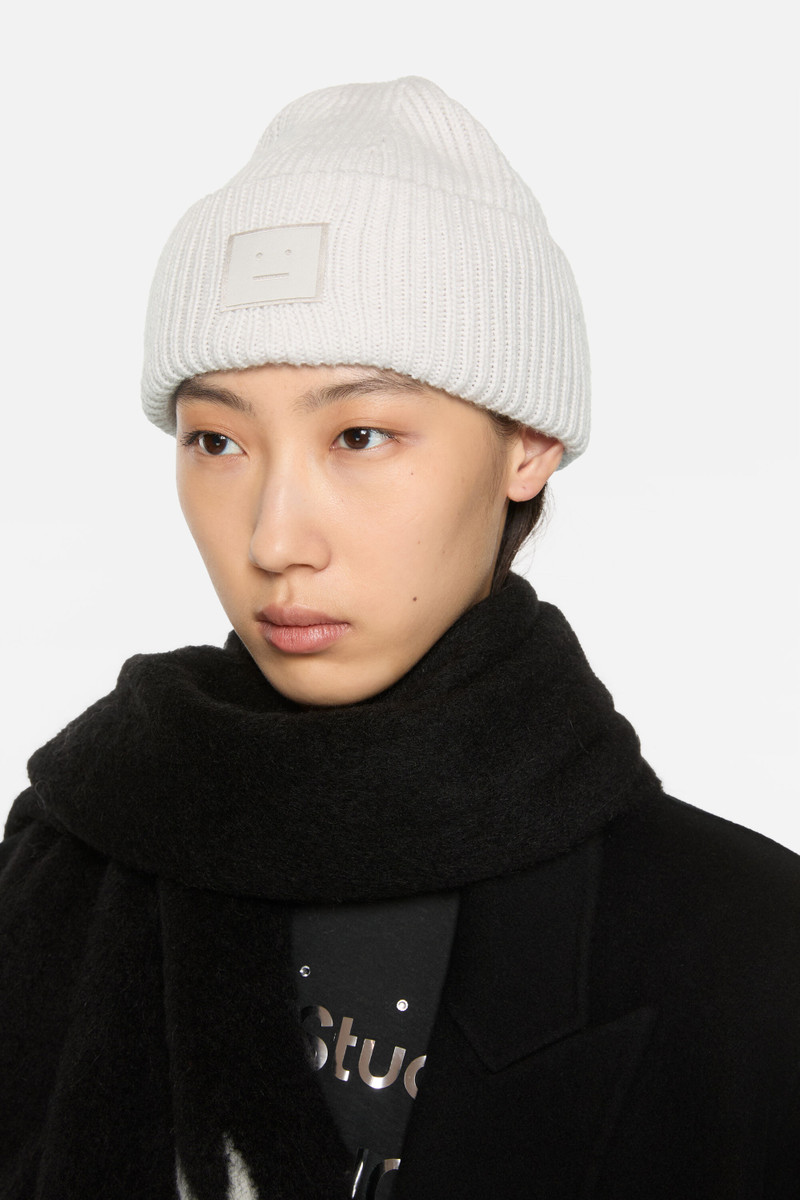 Acne Studios Large face logo beanie - Yak - Light grey outlook
