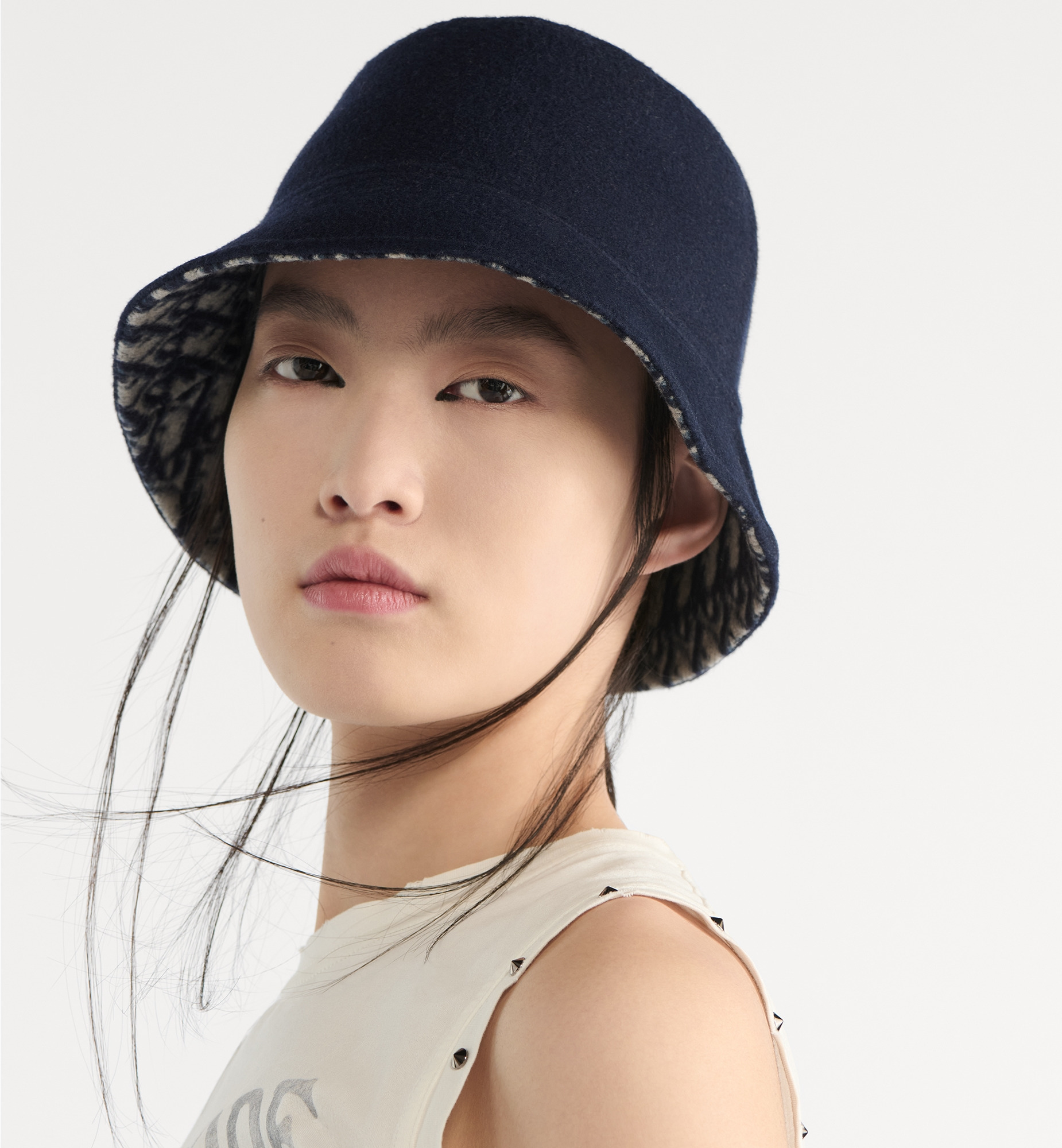 Reversible Teddy-D Small-Brim Bucket Hat - 2