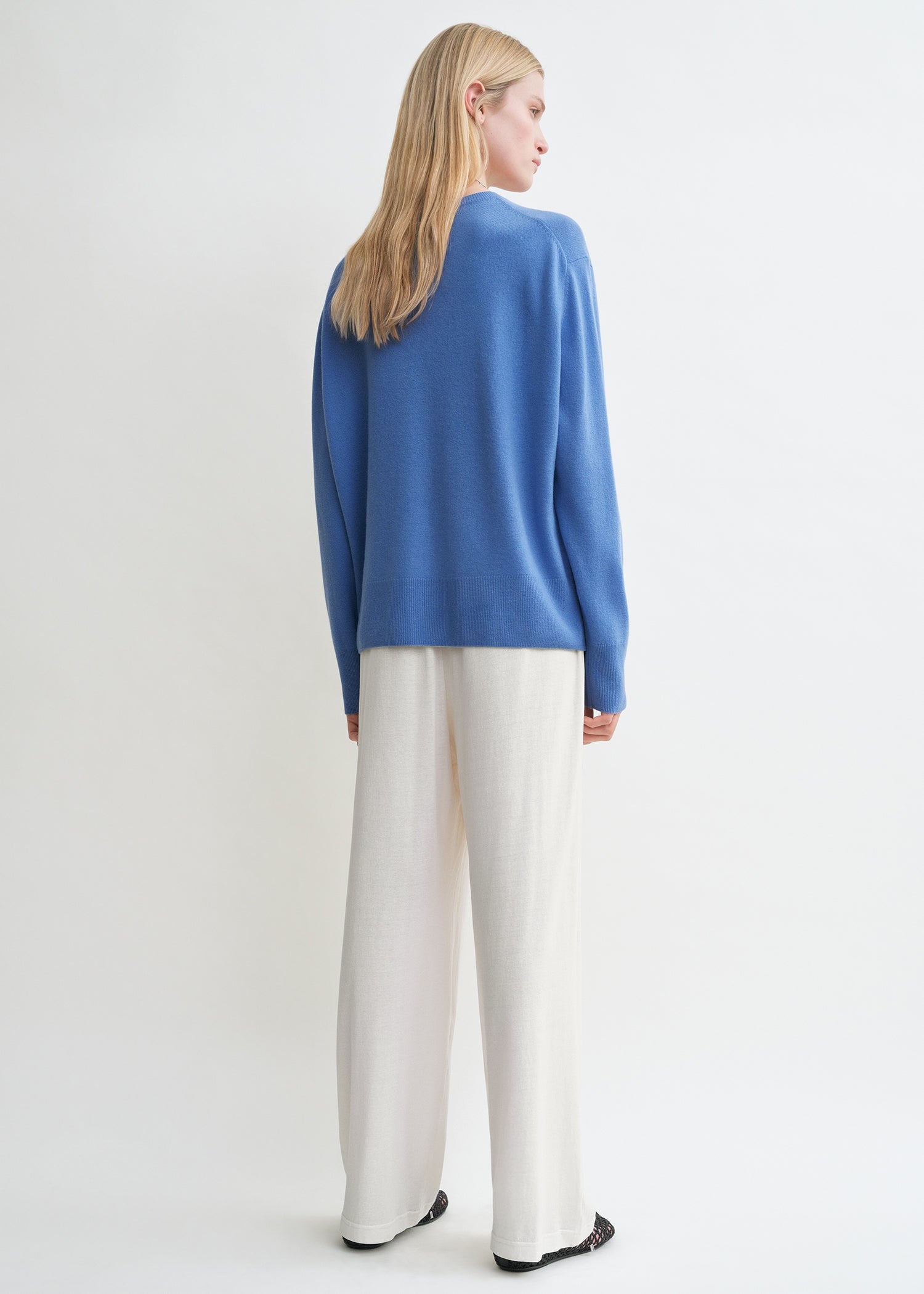 Crew-neck cashmere knit cornflower - 4