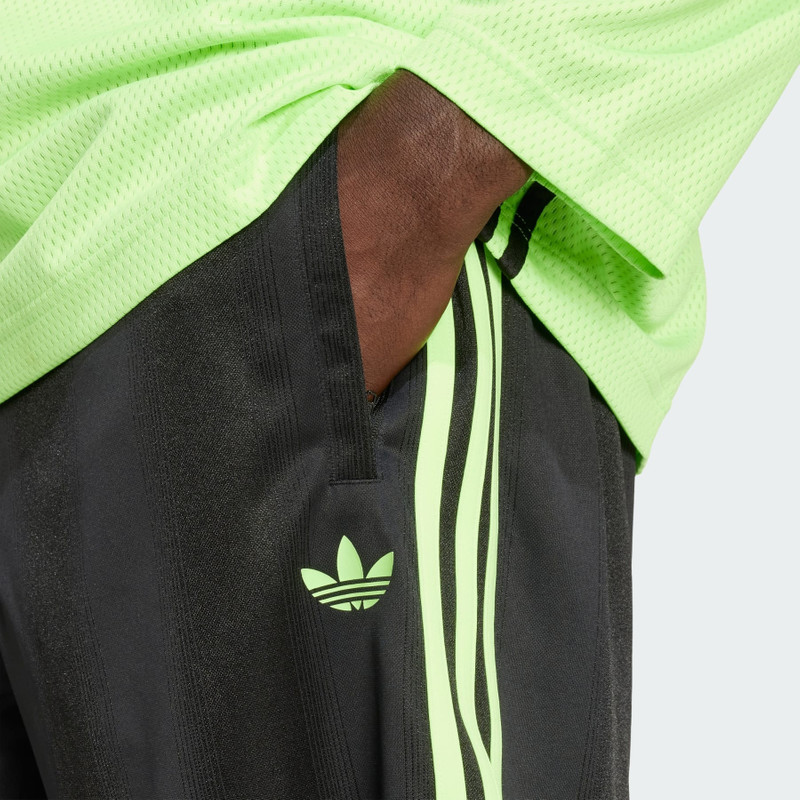 adidas Adicolor Jacquard Shorts 5
