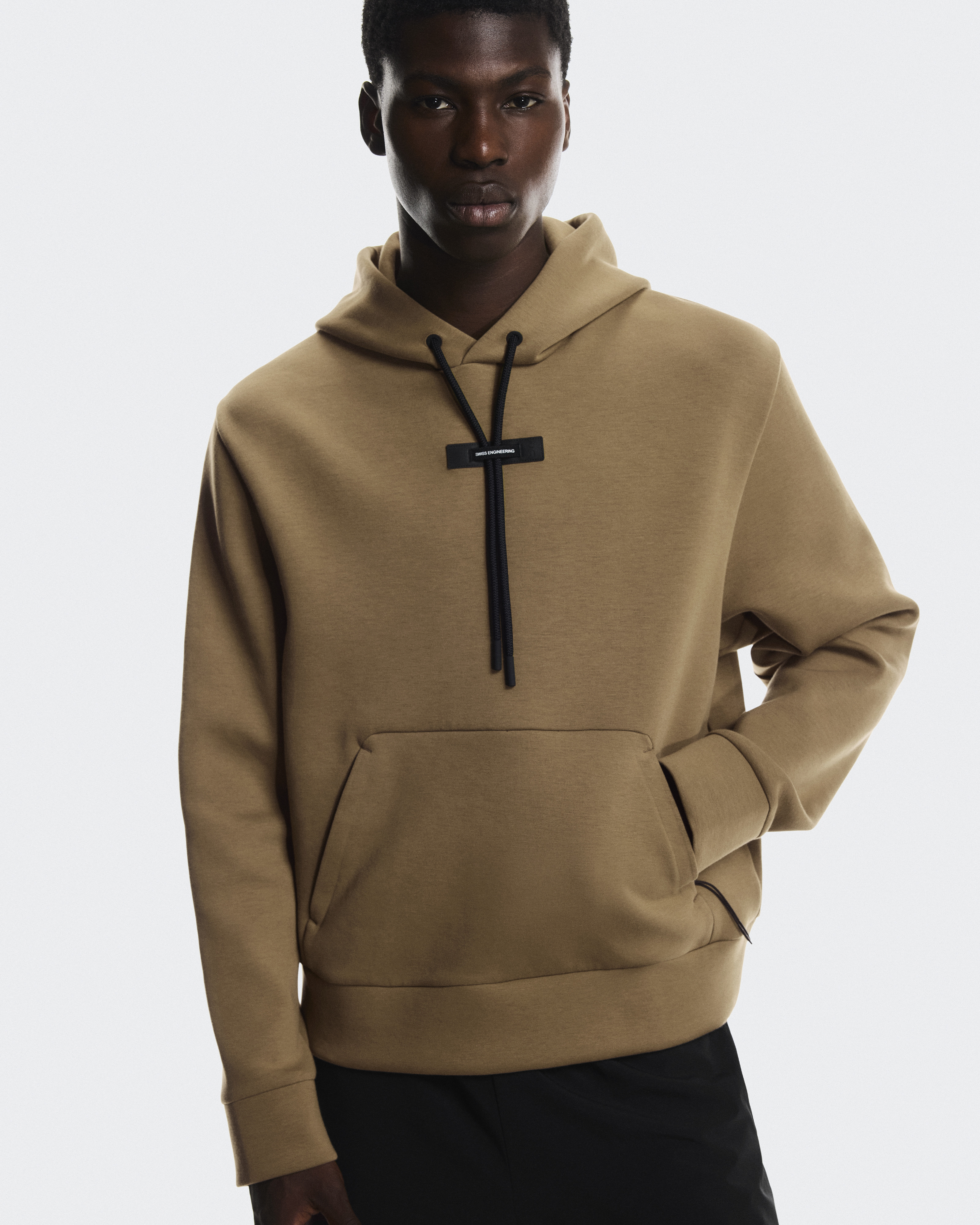 Focus Tech Hoodie - 3