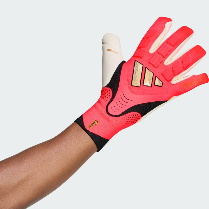 Predator Pro Goalkeeper Glove 3