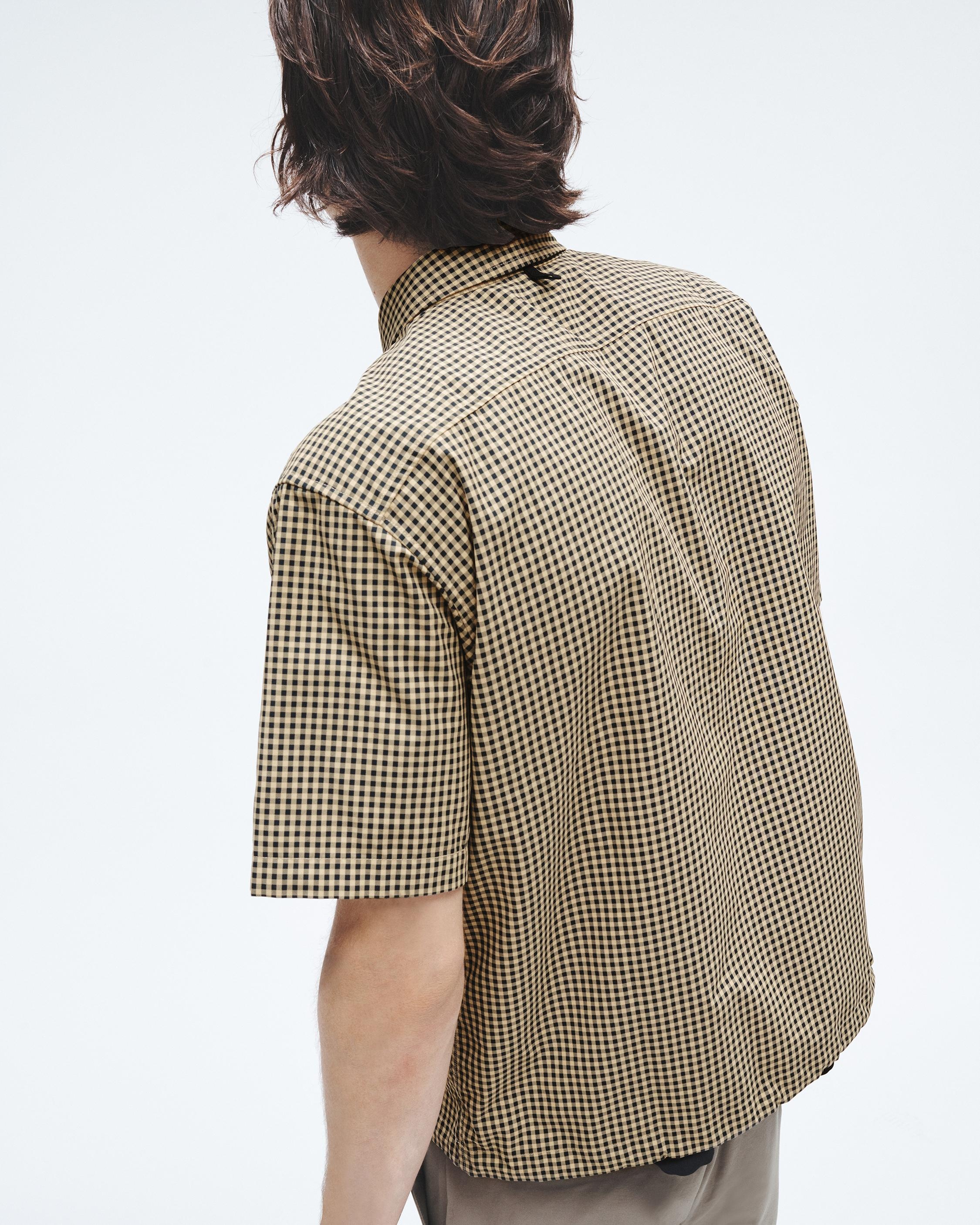 Noah Gingham Zip Shirt
Relaxed Fit Button Down - 4