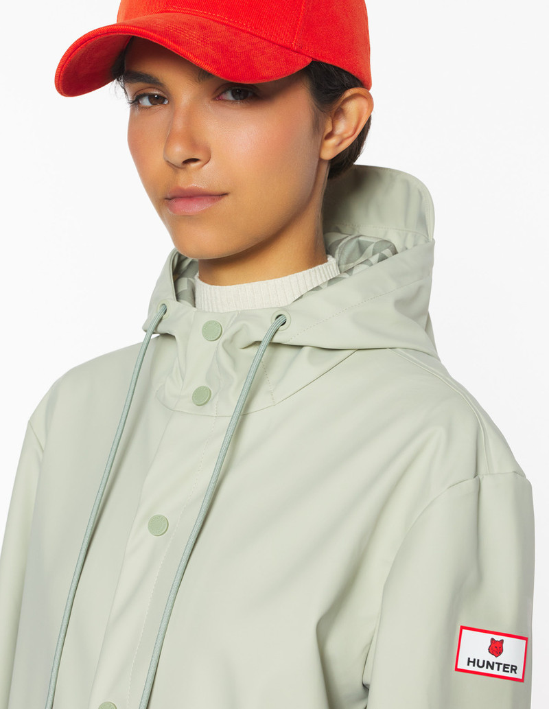 MAISON KITSUNE x HUNTER RAIN JACKET 4