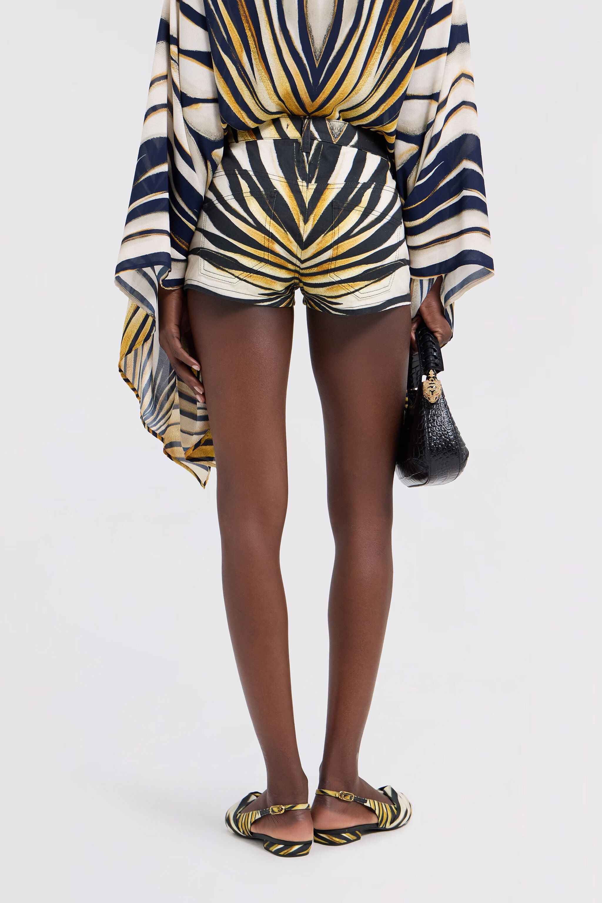 Ray Of Gold Print Denim Shorts - 4