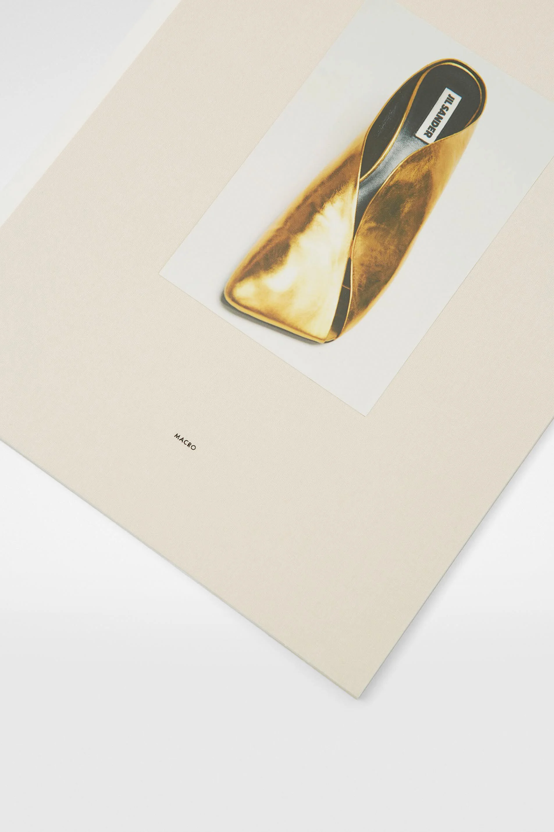 Chris Rhodes, Macro - 1