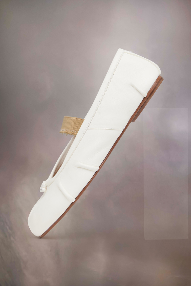 Maison Margiela Tabi elastic band ballerina outlook