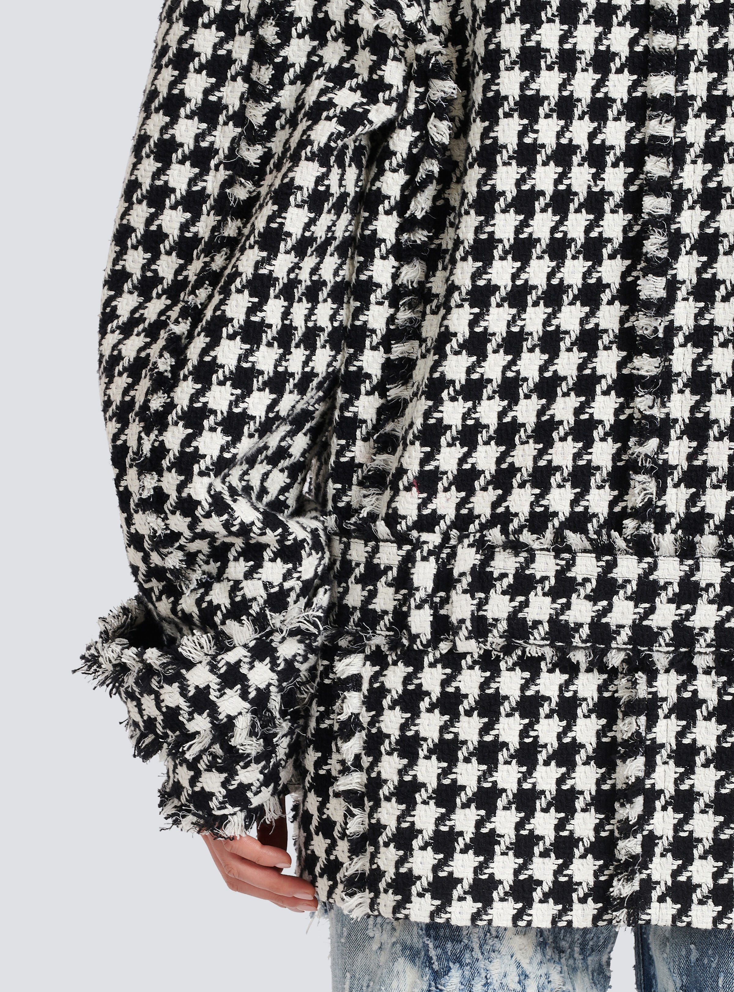 Wool and tweed pea coat with double-buttoned fastening - 7