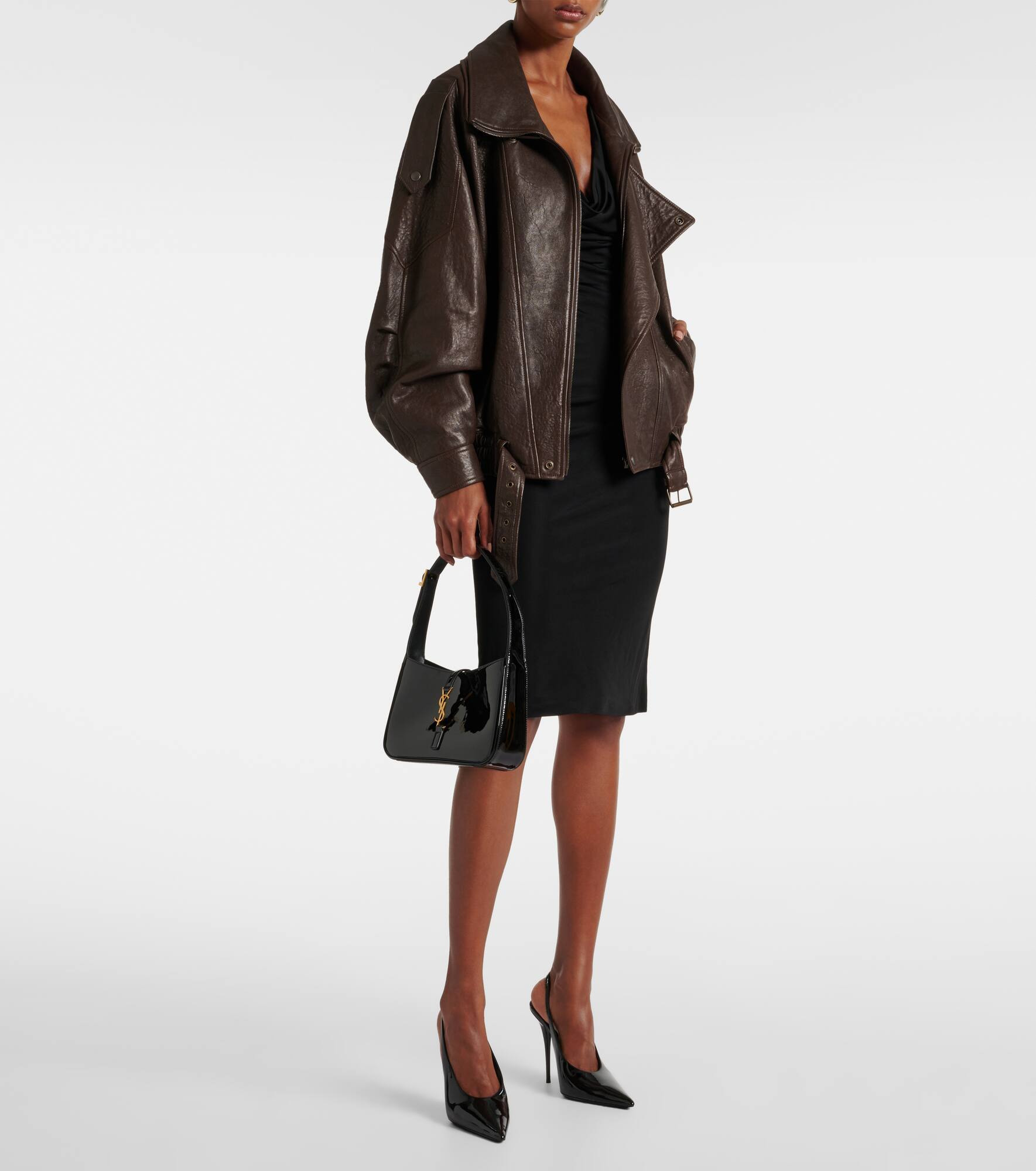 Le 5 à 7 patent leather shoulder bag - 5
