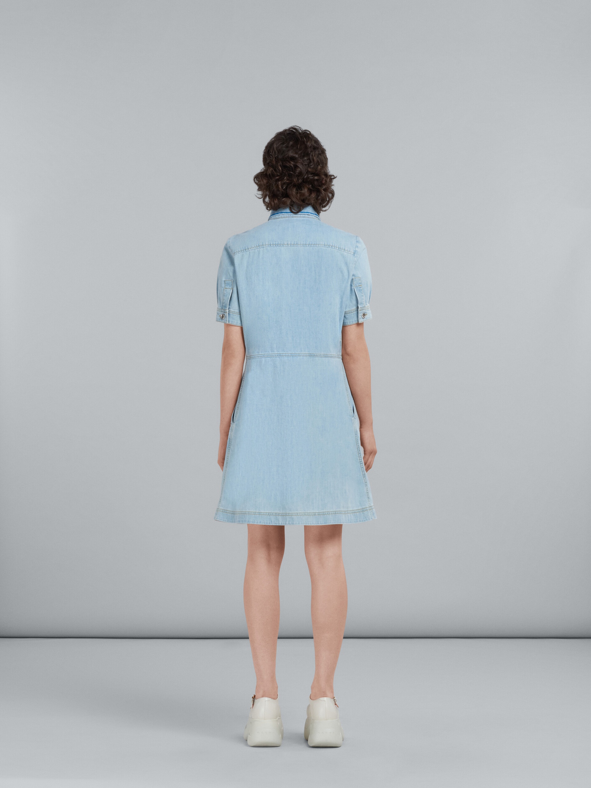 LIGHT BLUE CHAMBRAY DRESS WITH EMBROIDERY - 3