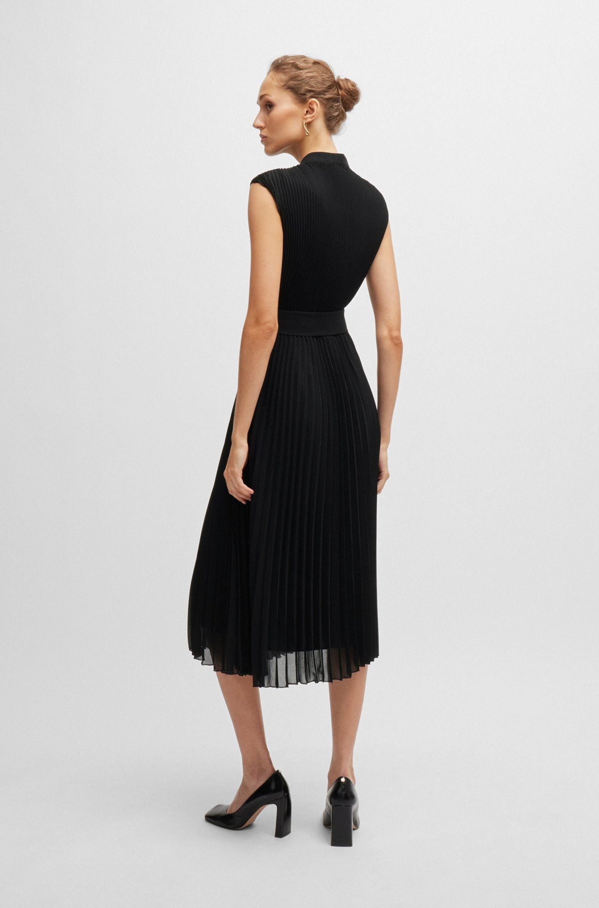 PLISSÉ-CREPE DRESS WITH NOTCH NECKLINE - 4