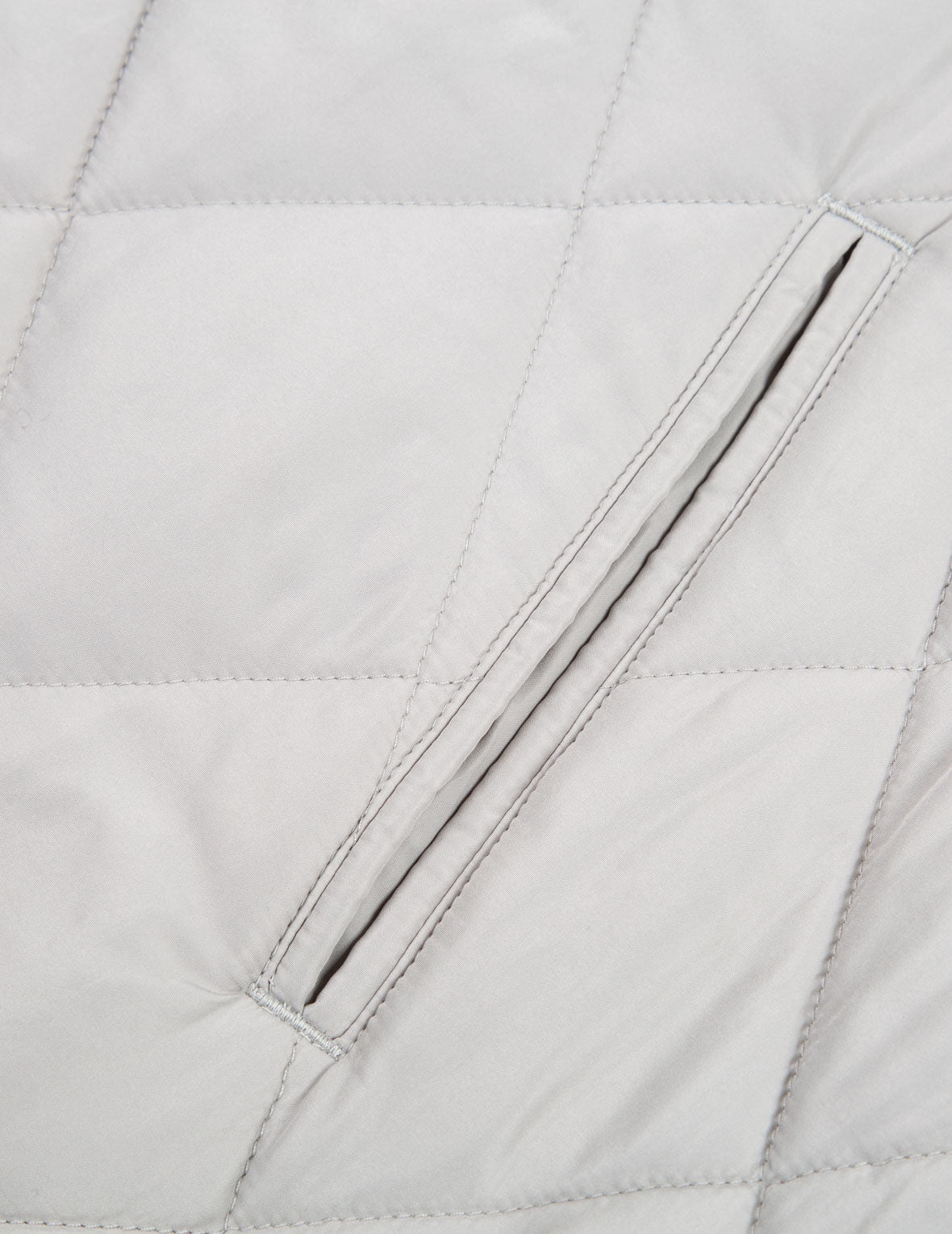 Seagull Appliqué Quilted Coat - 13