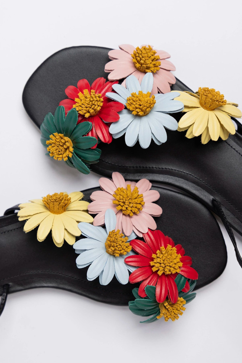 Fiore Flat Sandal Black Leather 5