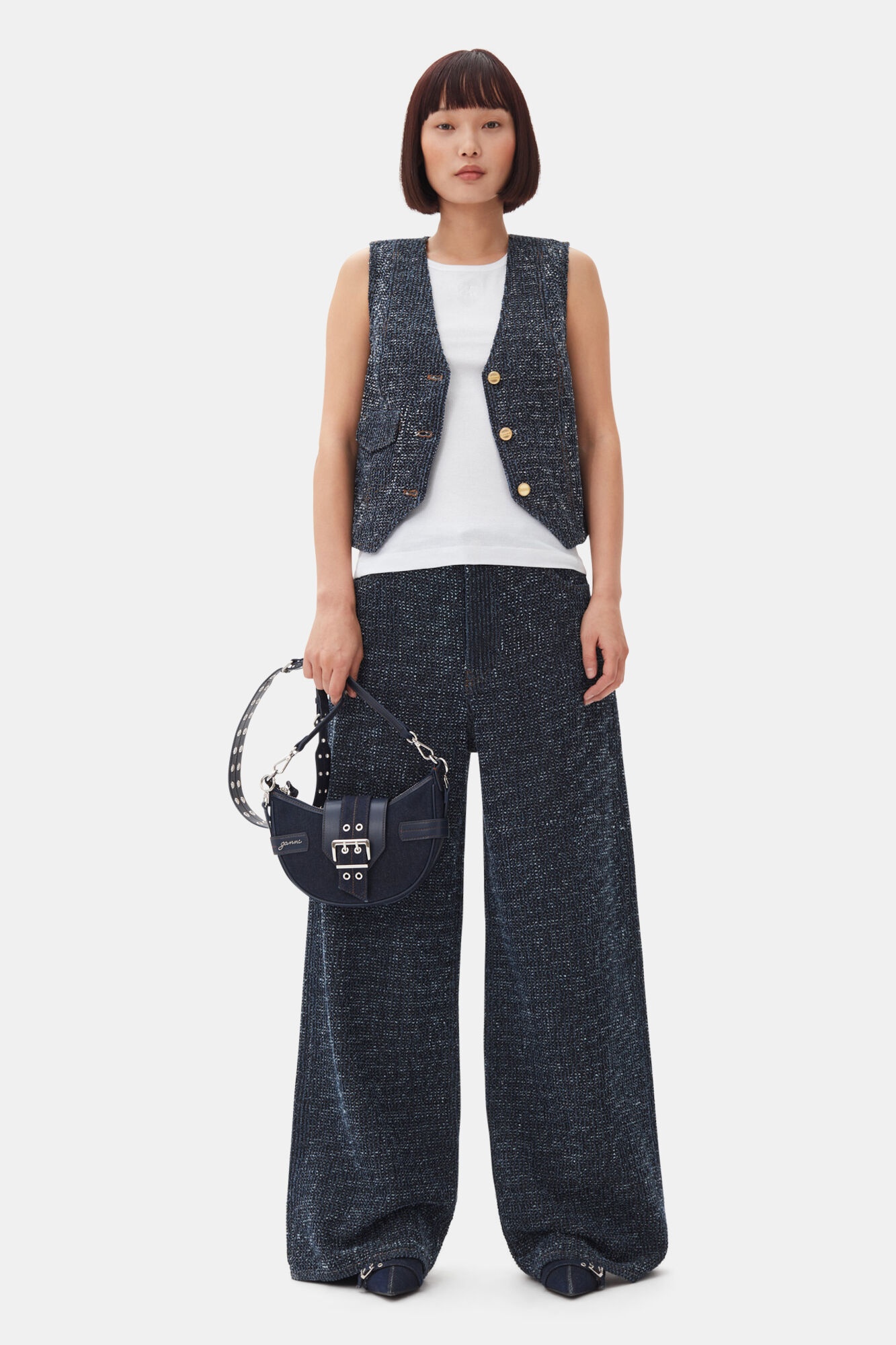 DARK BLUE FLUFFY DENIM VEST - 3