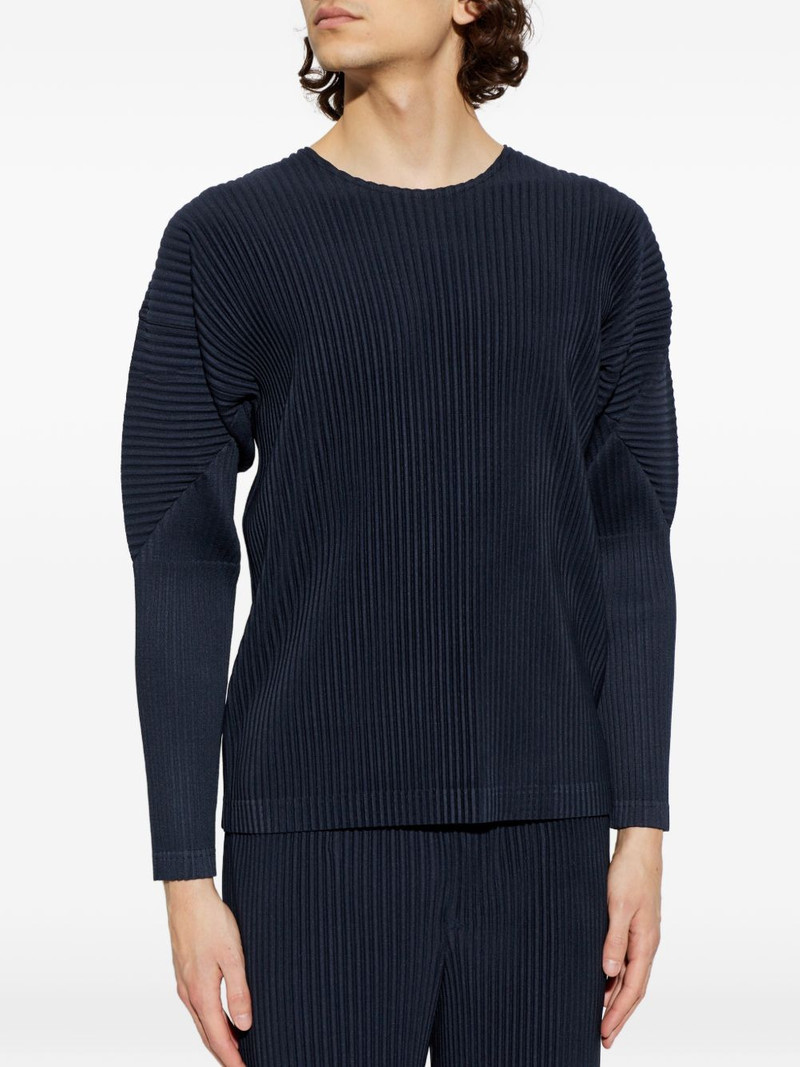 long-sleeved pleated T-shirt 3