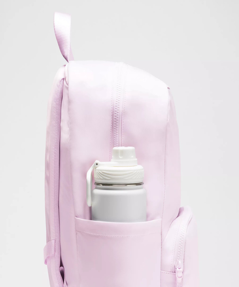 Everywhere Backpack 22L 3