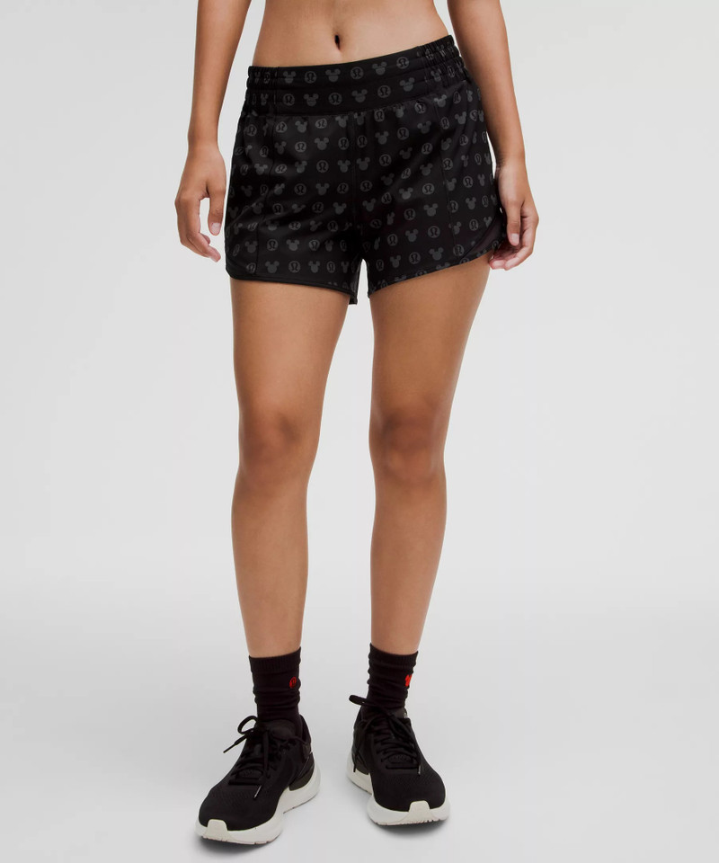 Disney x lululemon *Hotty Hot High-Rise Short 4" 1