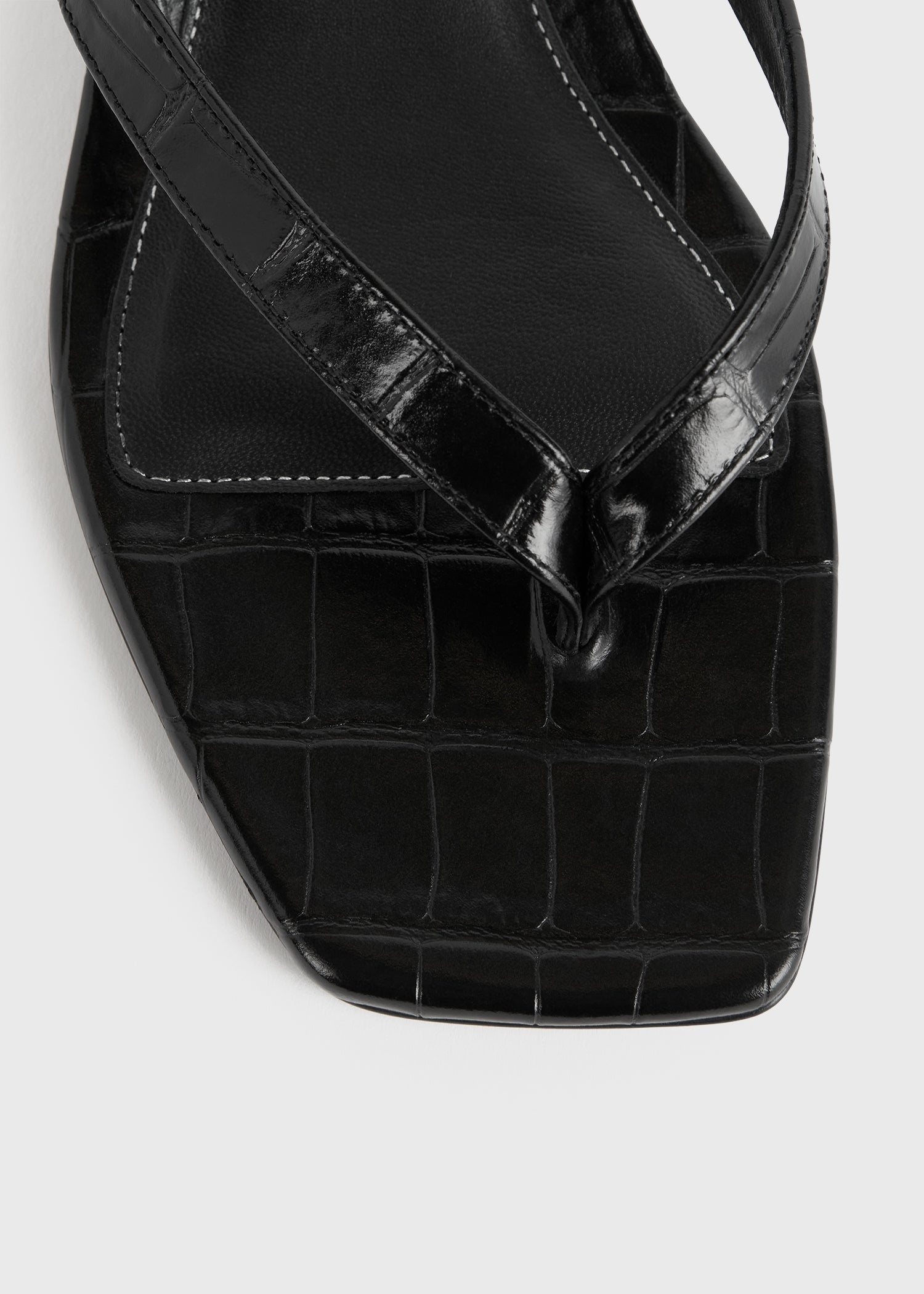 Croco-embossed heeled flip flops black - 6
