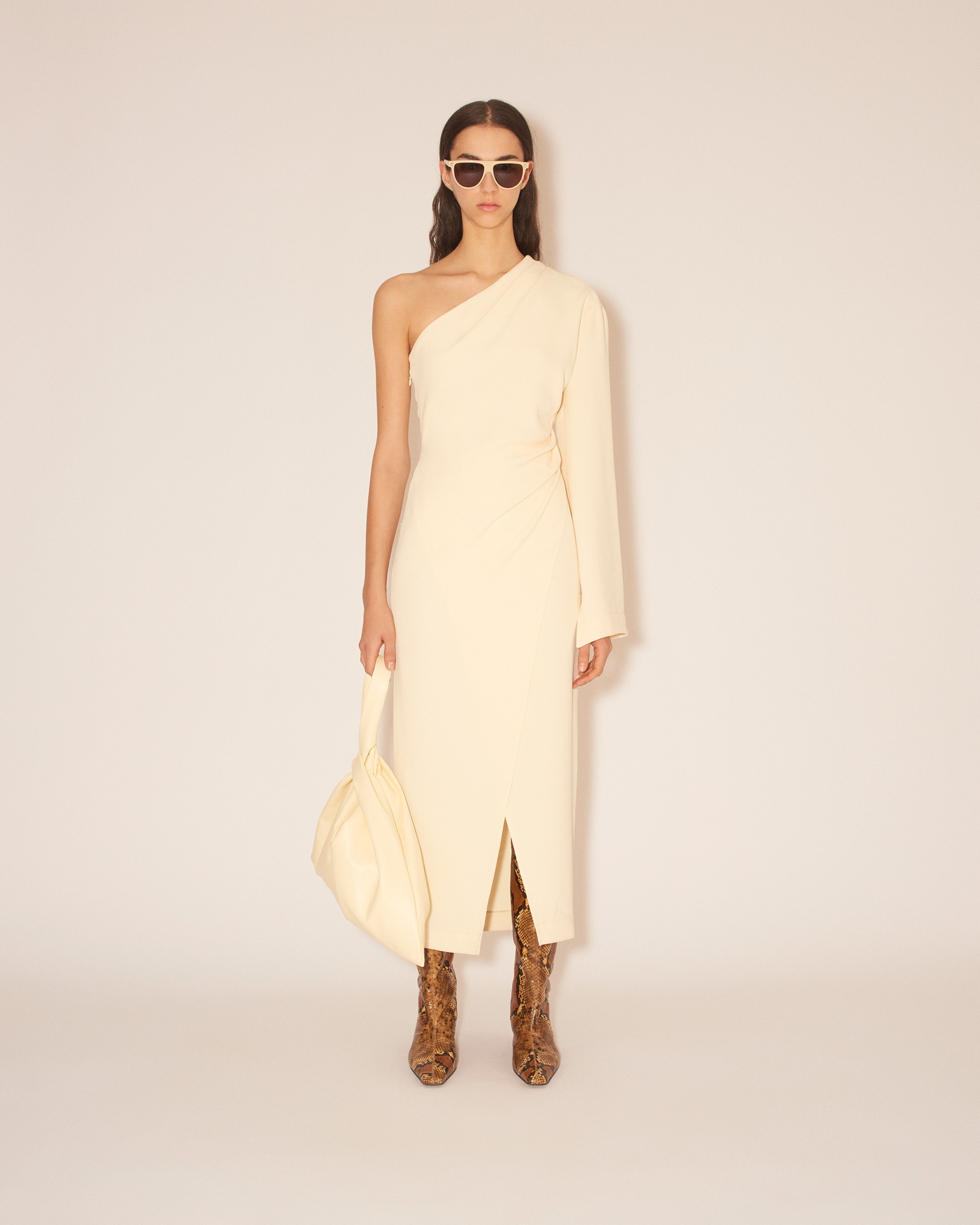 FLORENCE - Assymetric one sleeve wrap dress - Vanilla - 3
