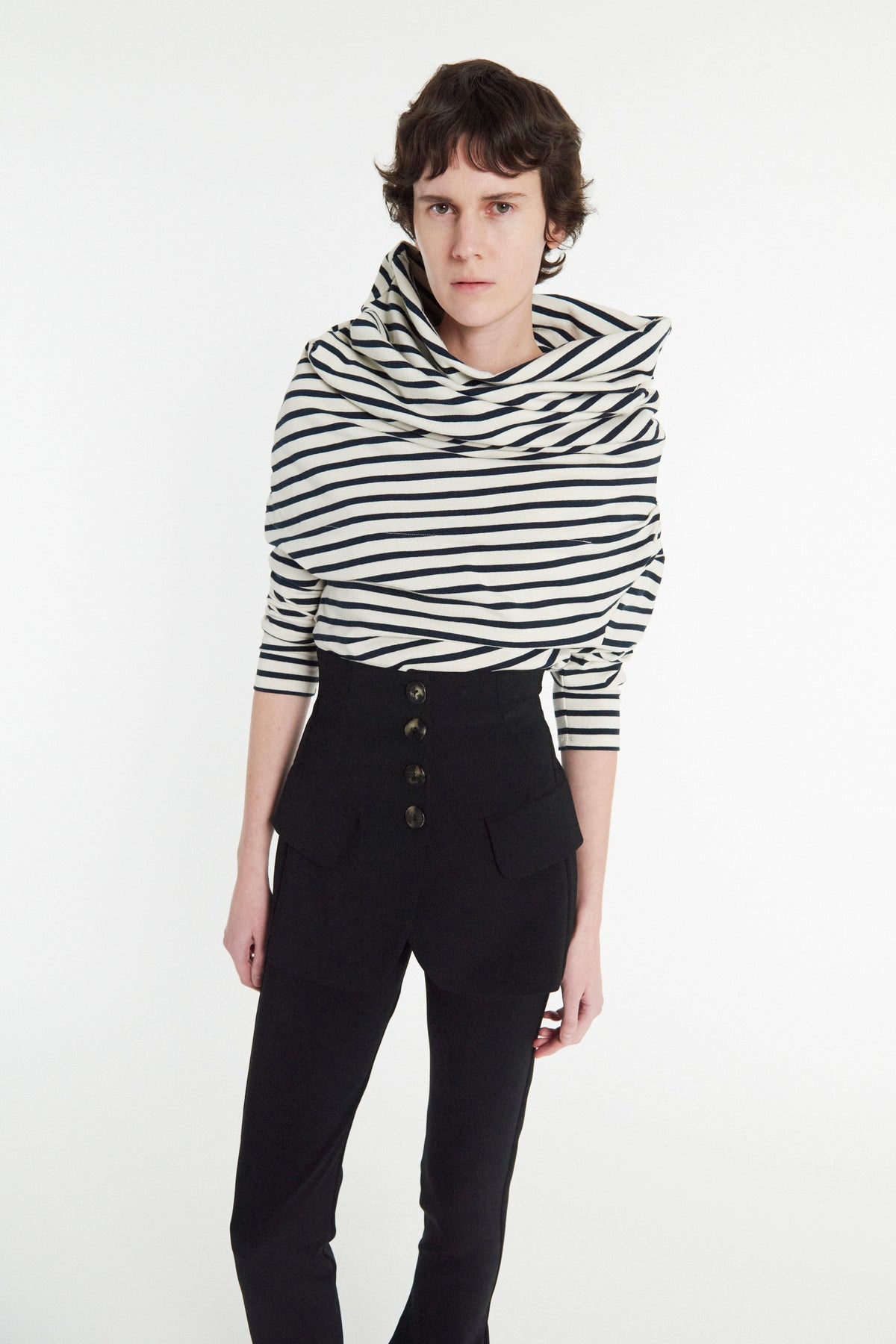 SLIM LEG TROUSER WITH BASQUE DETAIL BLACK - 6