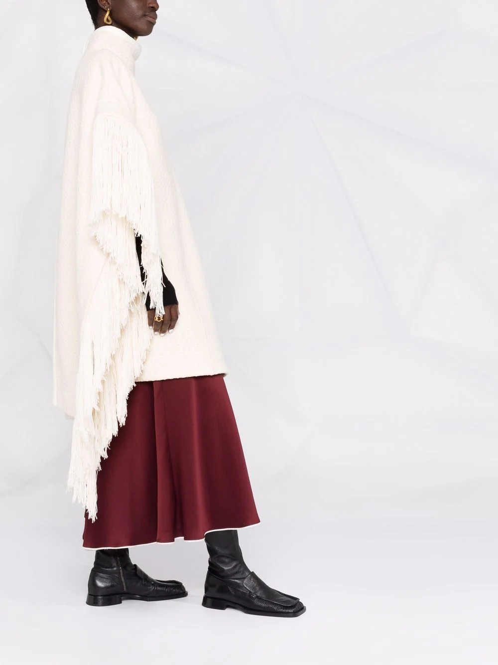 Oversize Fringe knitted cape - 6