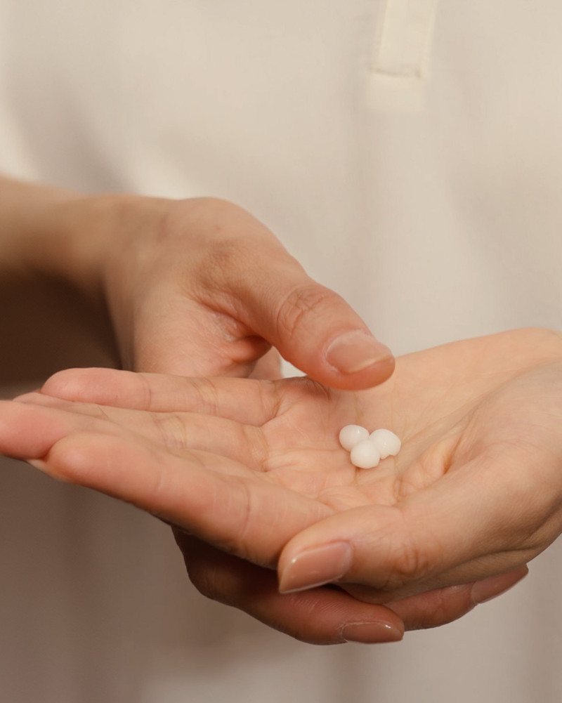 Immortelle Divine Youth Care in Pearls 6