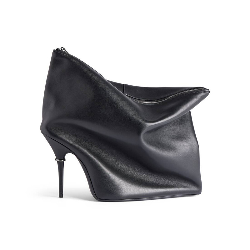 Women's Wader Clutch in Black 1