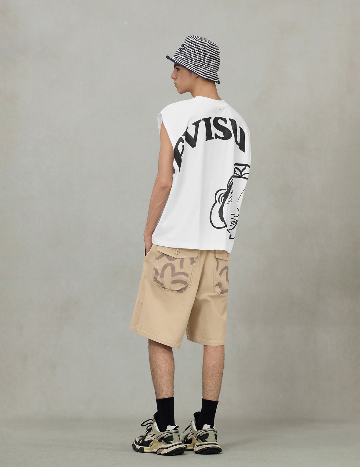 Allover Seagull Print Pocket Oversized Shorts - 4