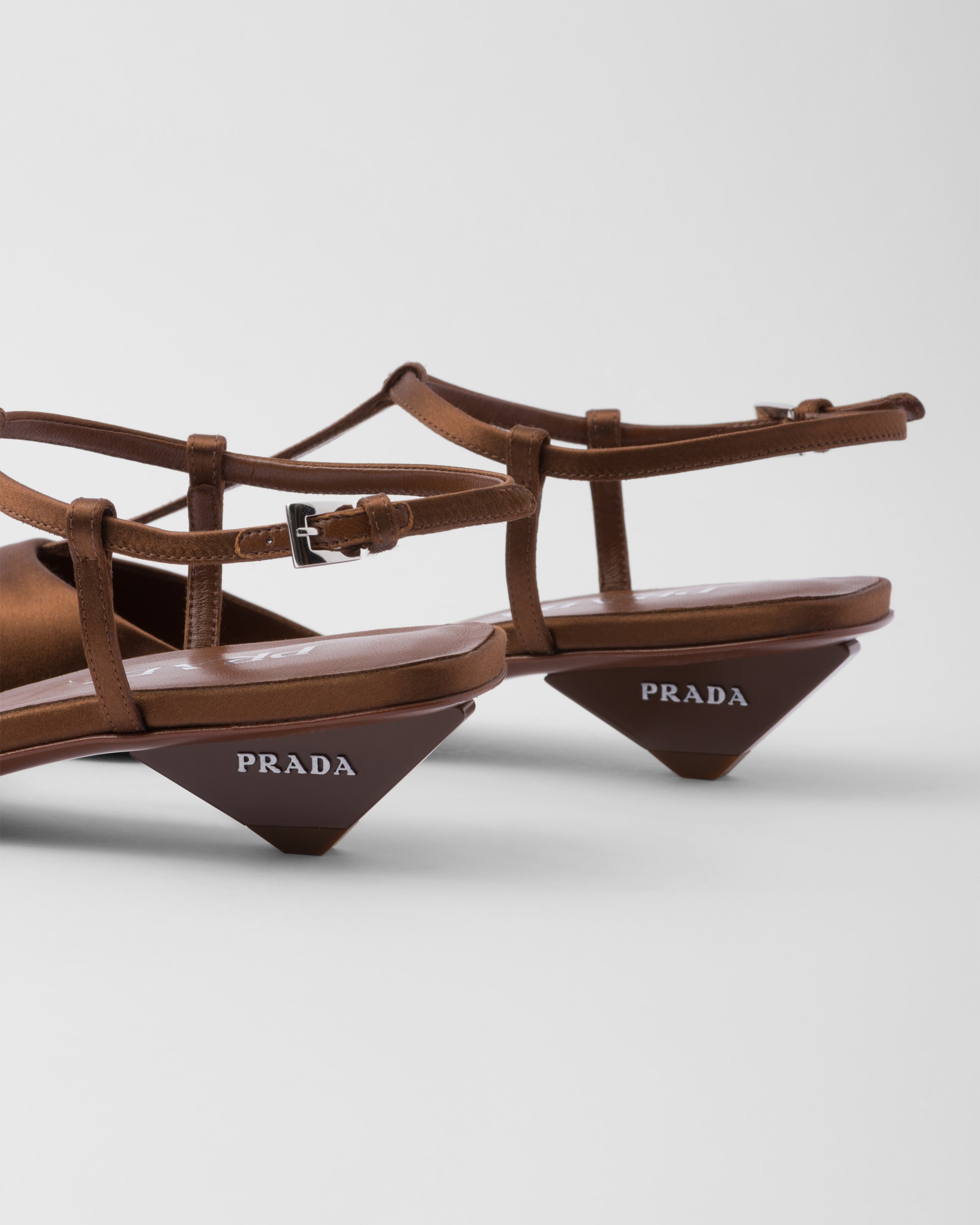 サンダル・ミュール PRADA | Satin slingback pumps 1I535N_049_F0005_F_035 Prada Patent Leather 55MM Slingback Pumps | Saks Fifth Avenue